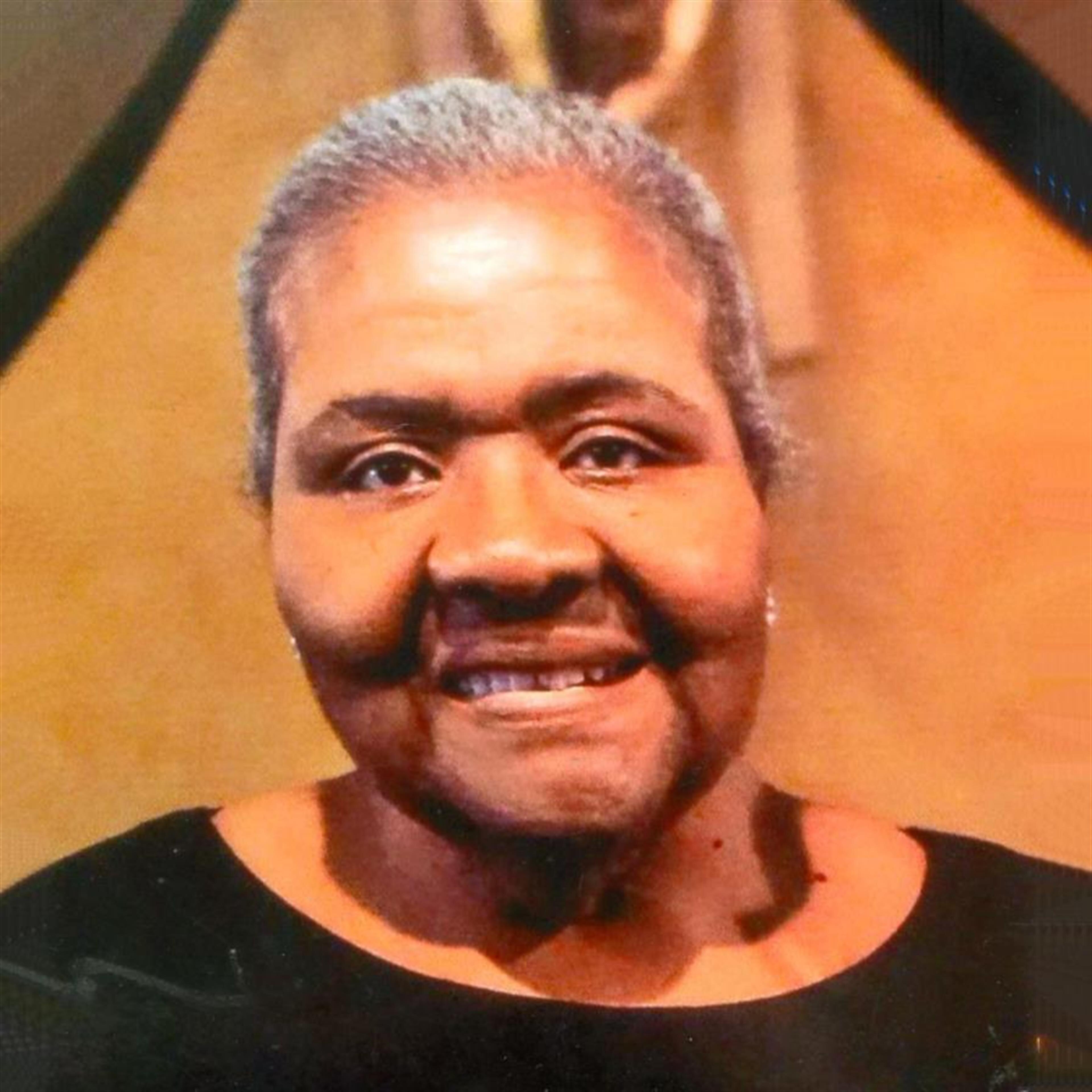 Elnora Tucker