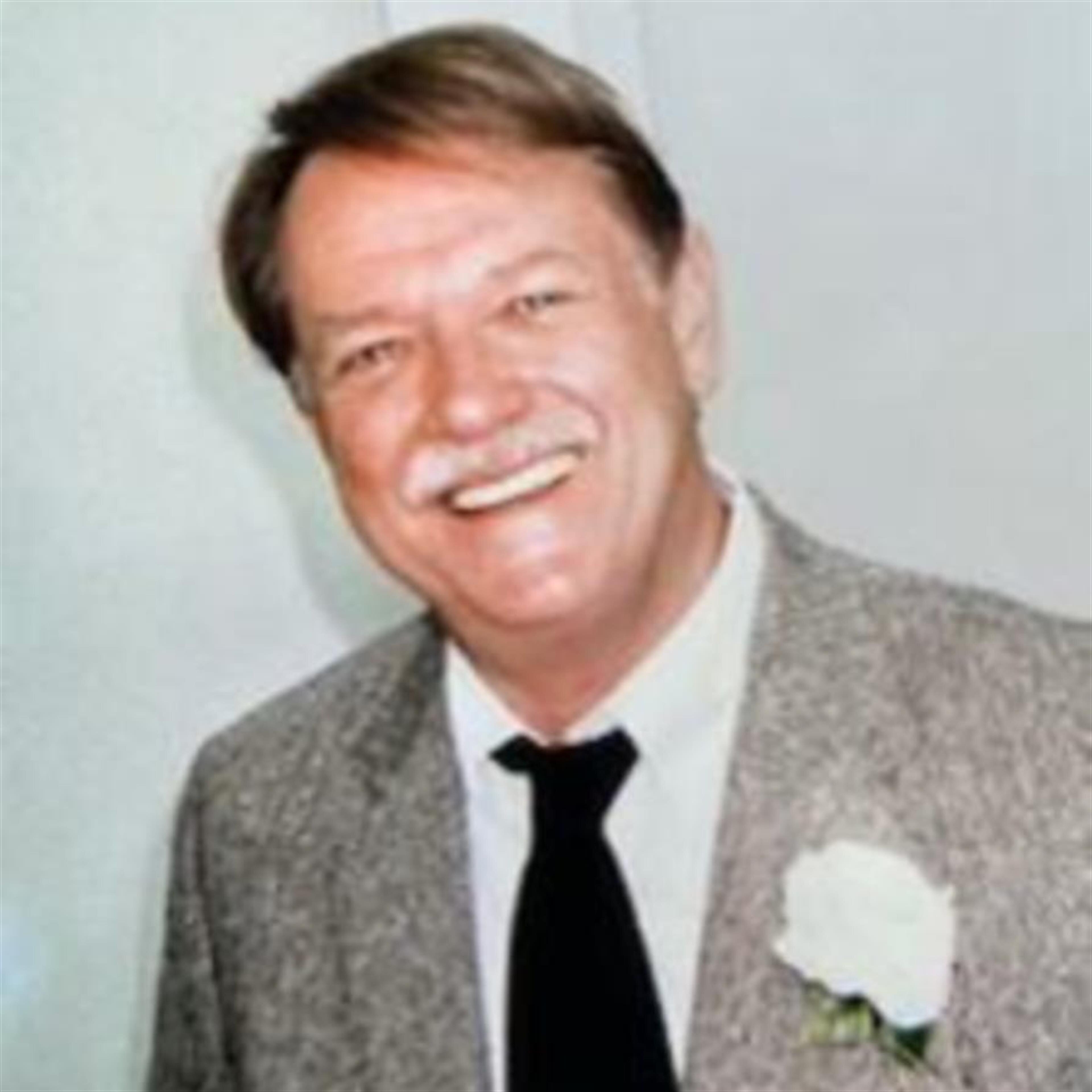 Stephen Glenn "Steve" Forbes