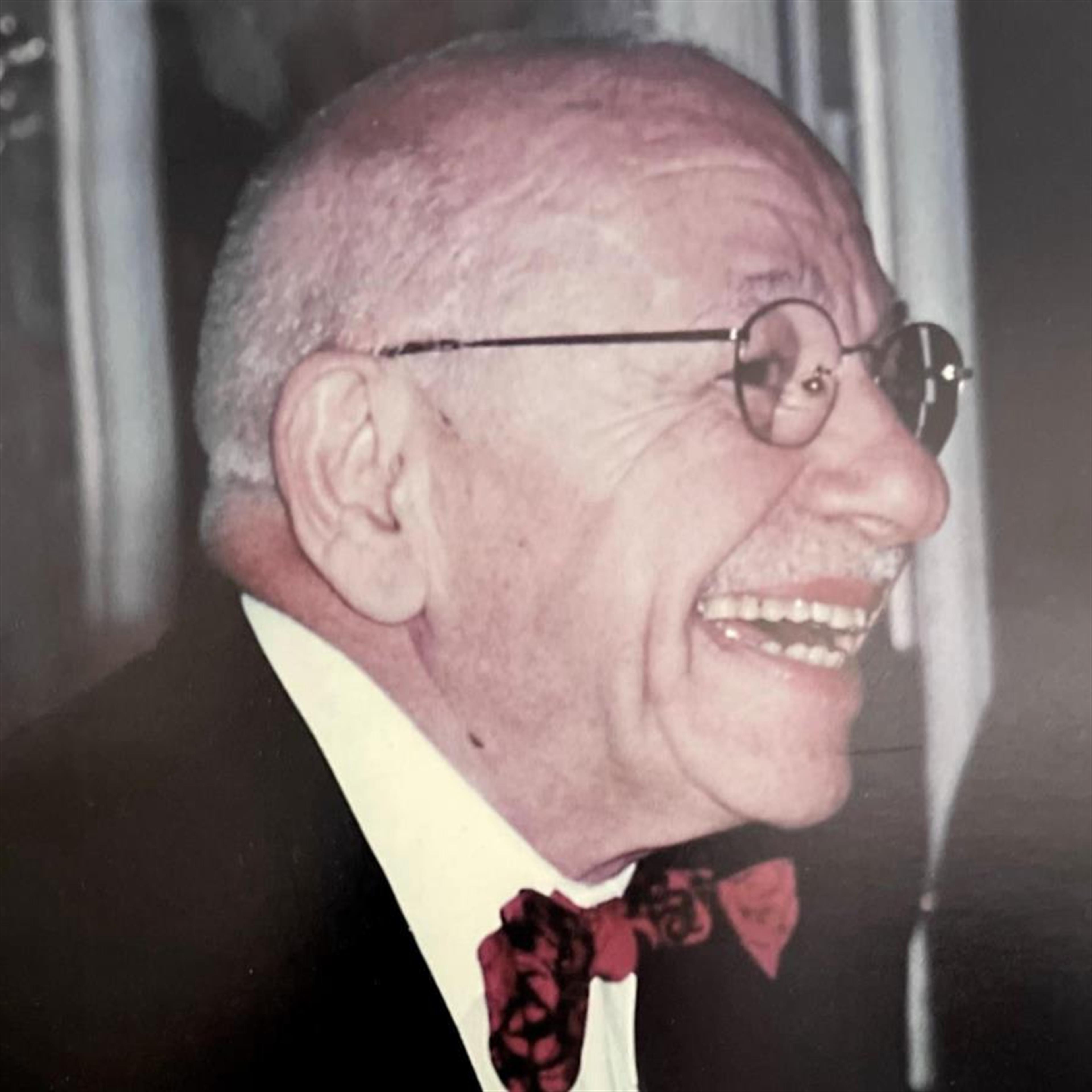 Fuad Salim Farah, MD