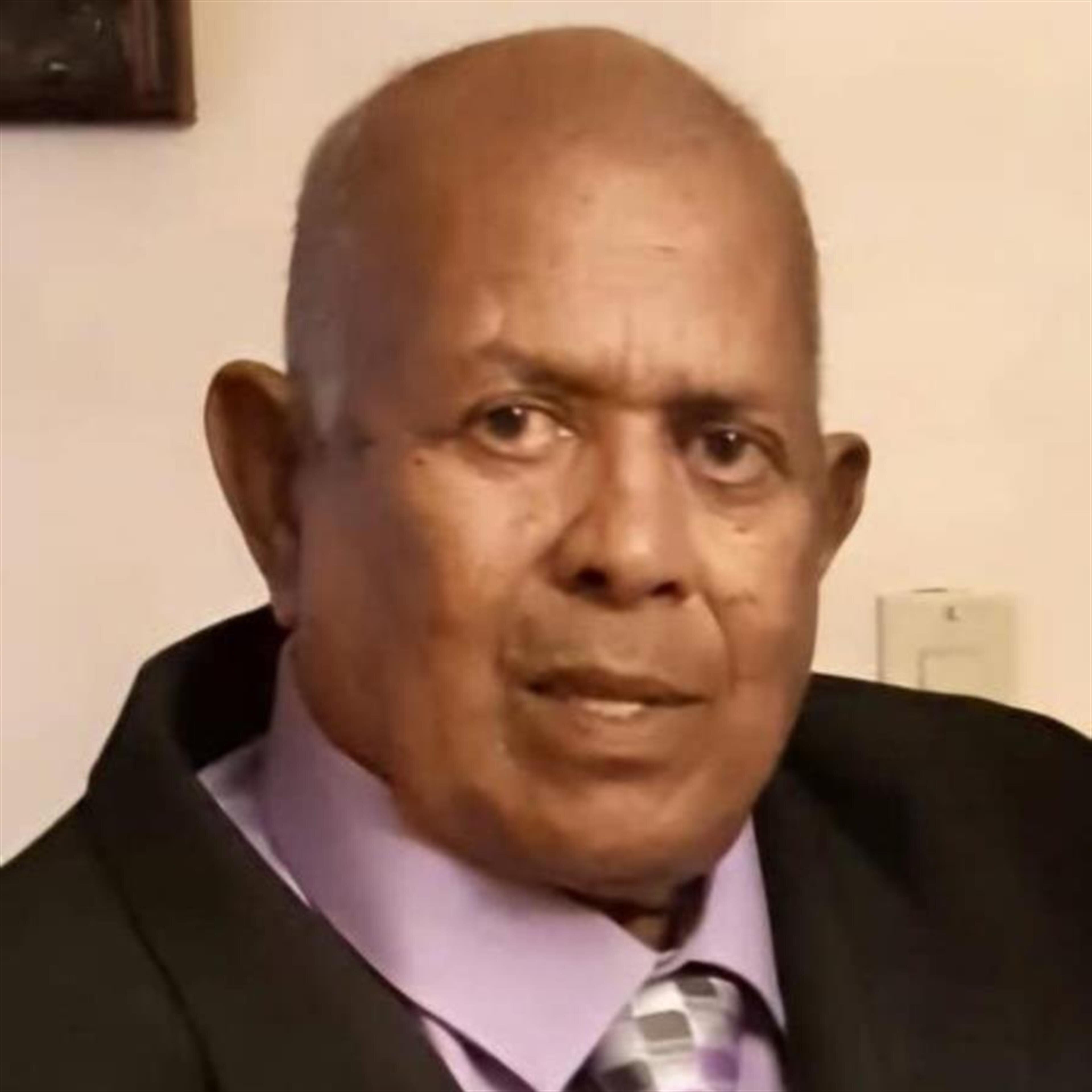 Lloyd Bistonath