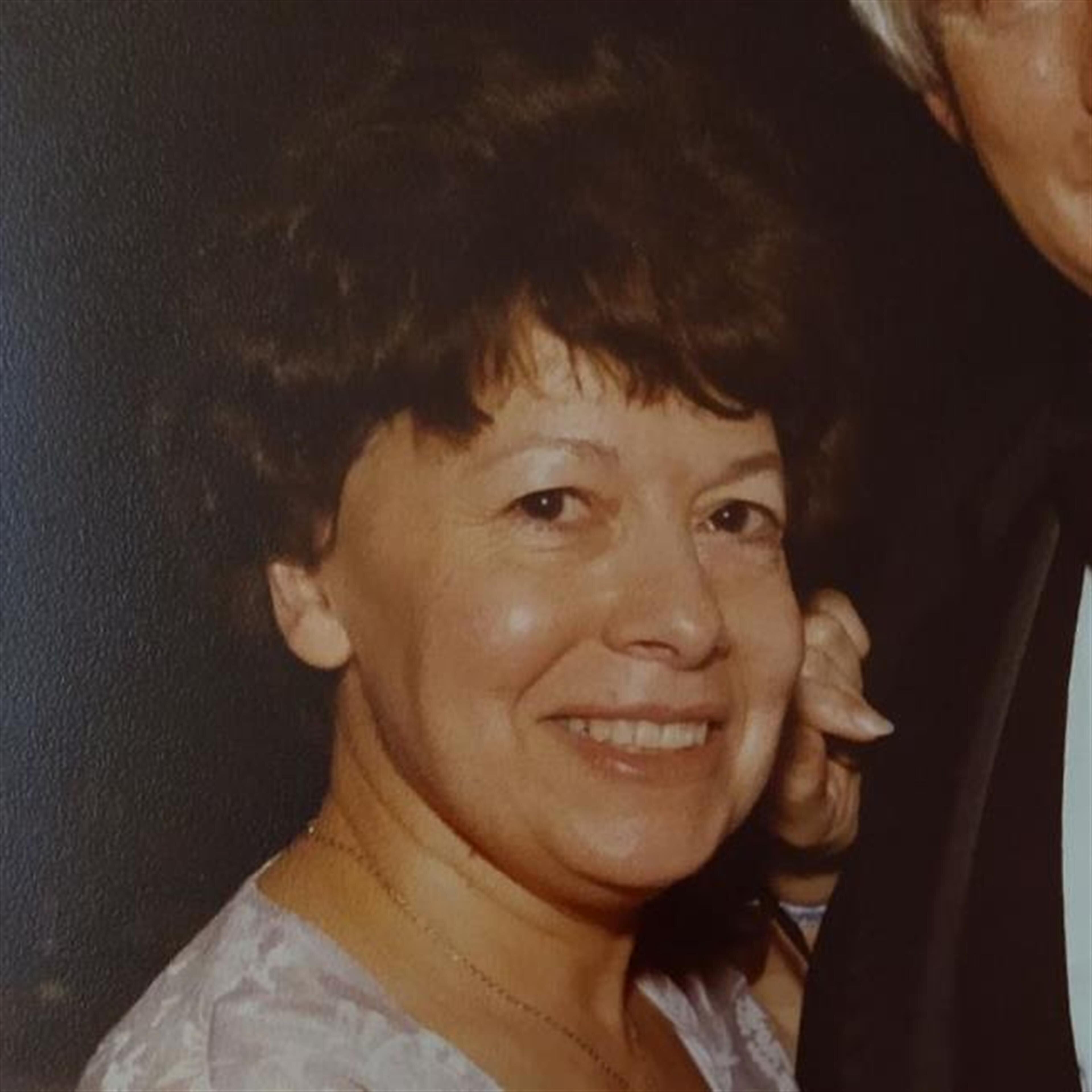 Elvera M Howell