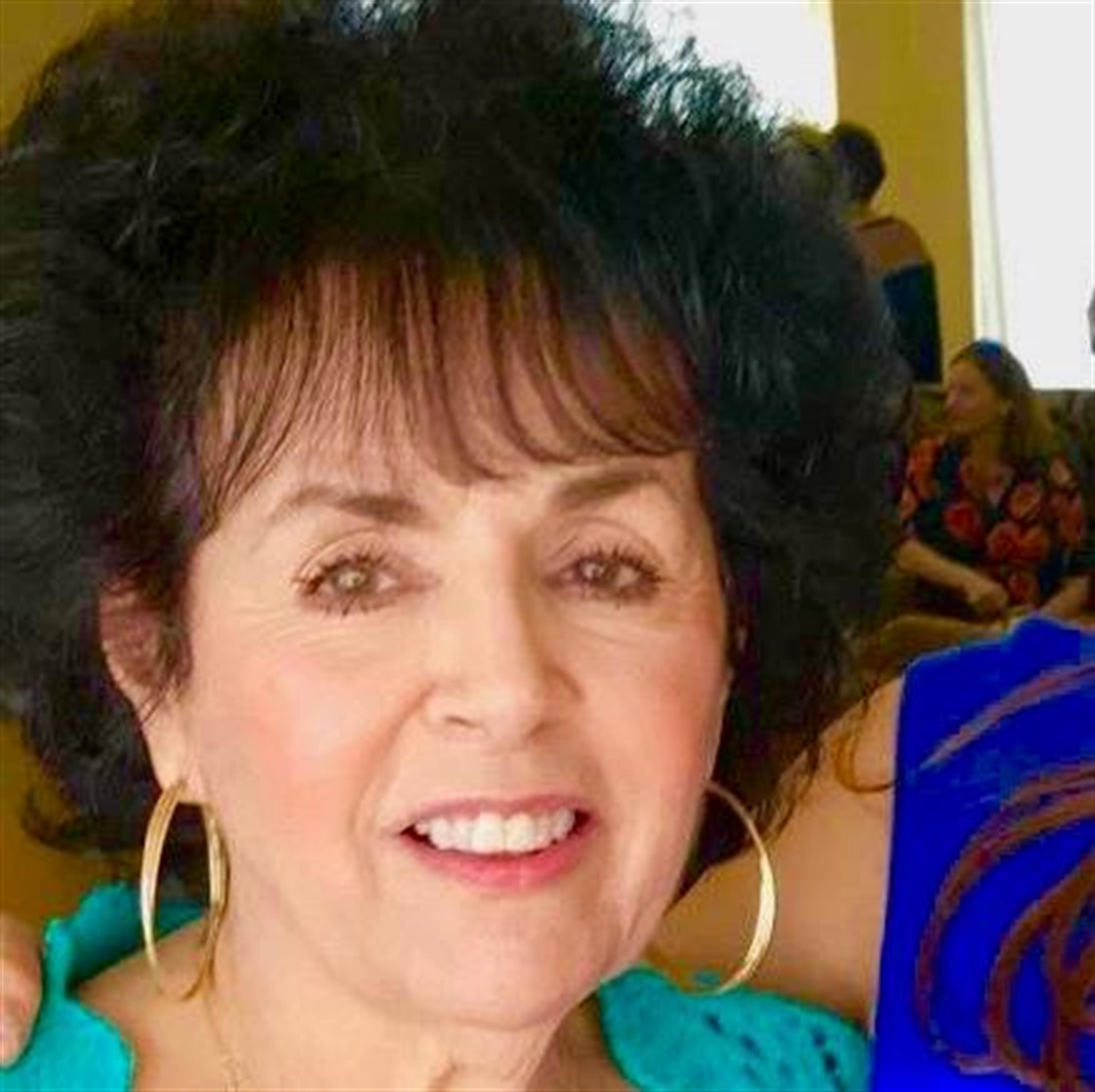Sylvia Fernandez