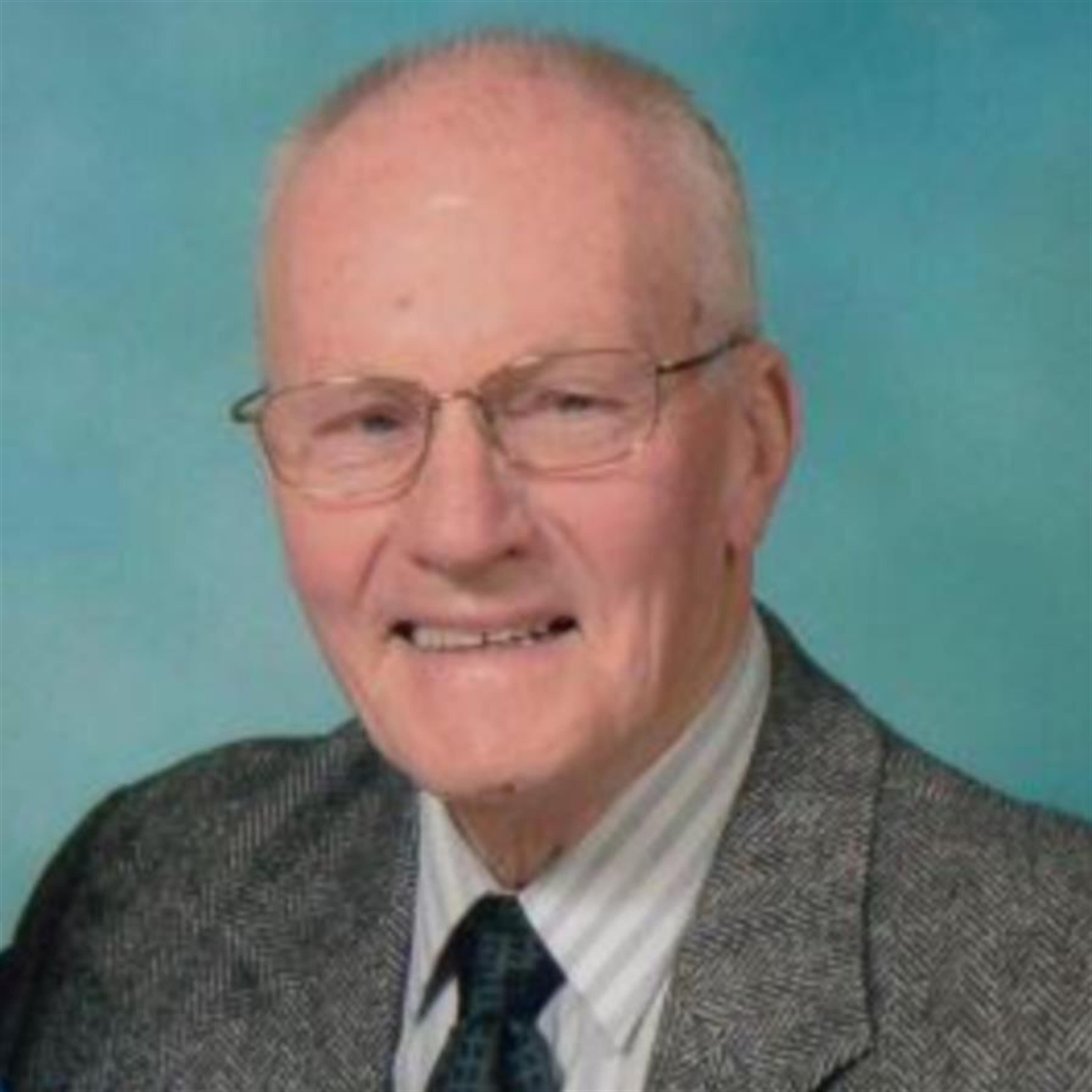 Almin "Al" Carlson
