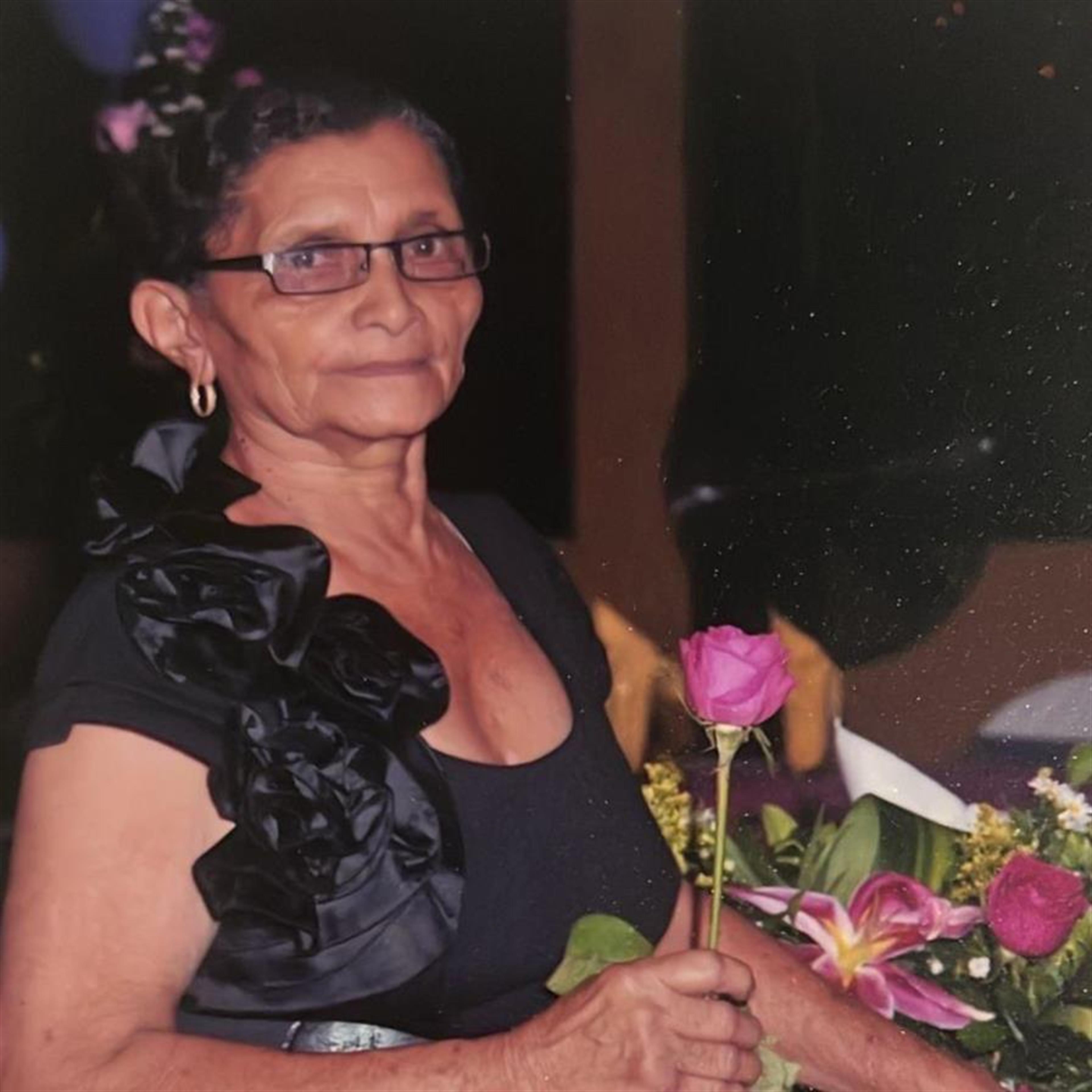 Lucinda Aurora Turcios' obituary picture