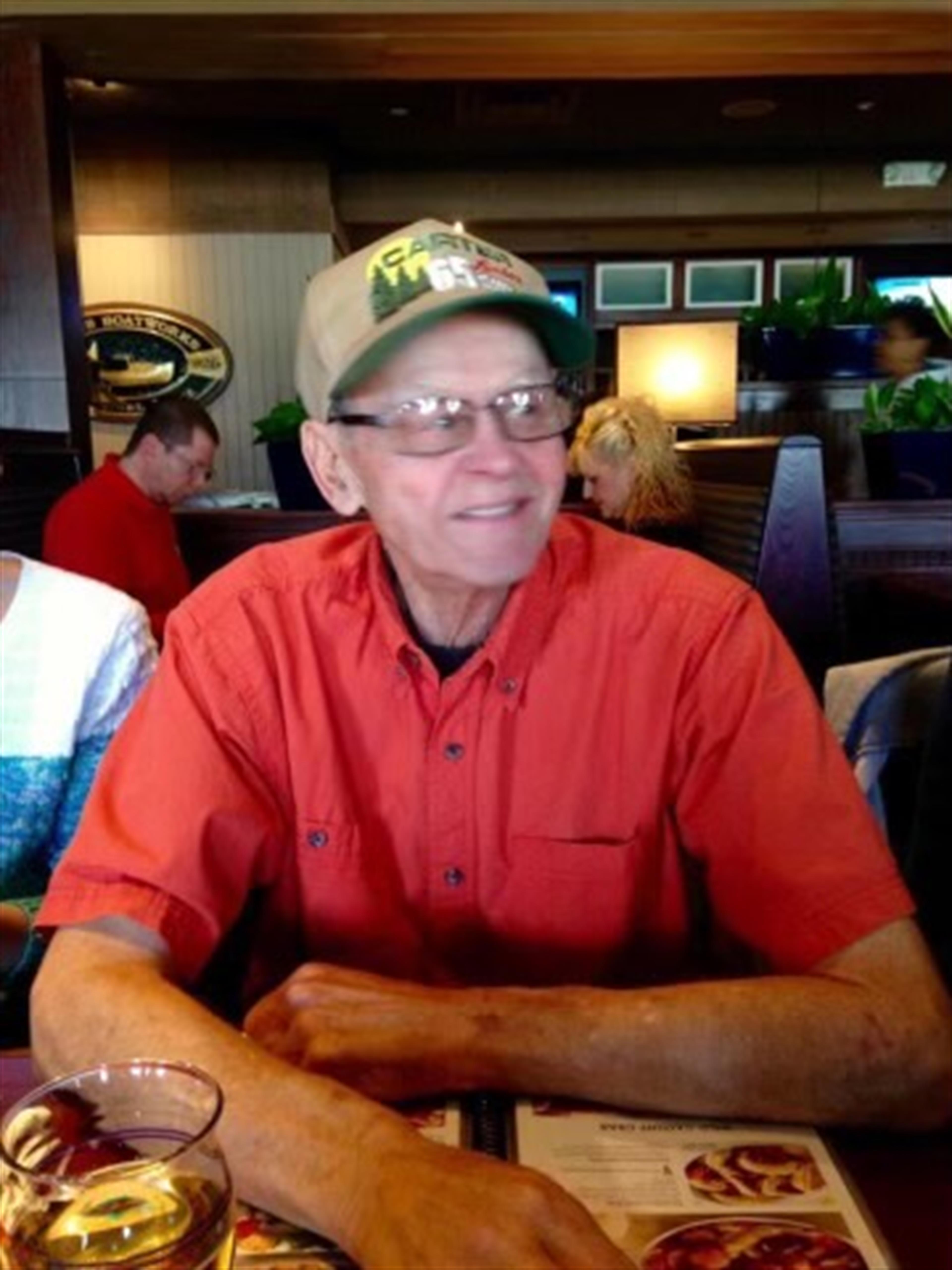 Lester "Junior" R Wood