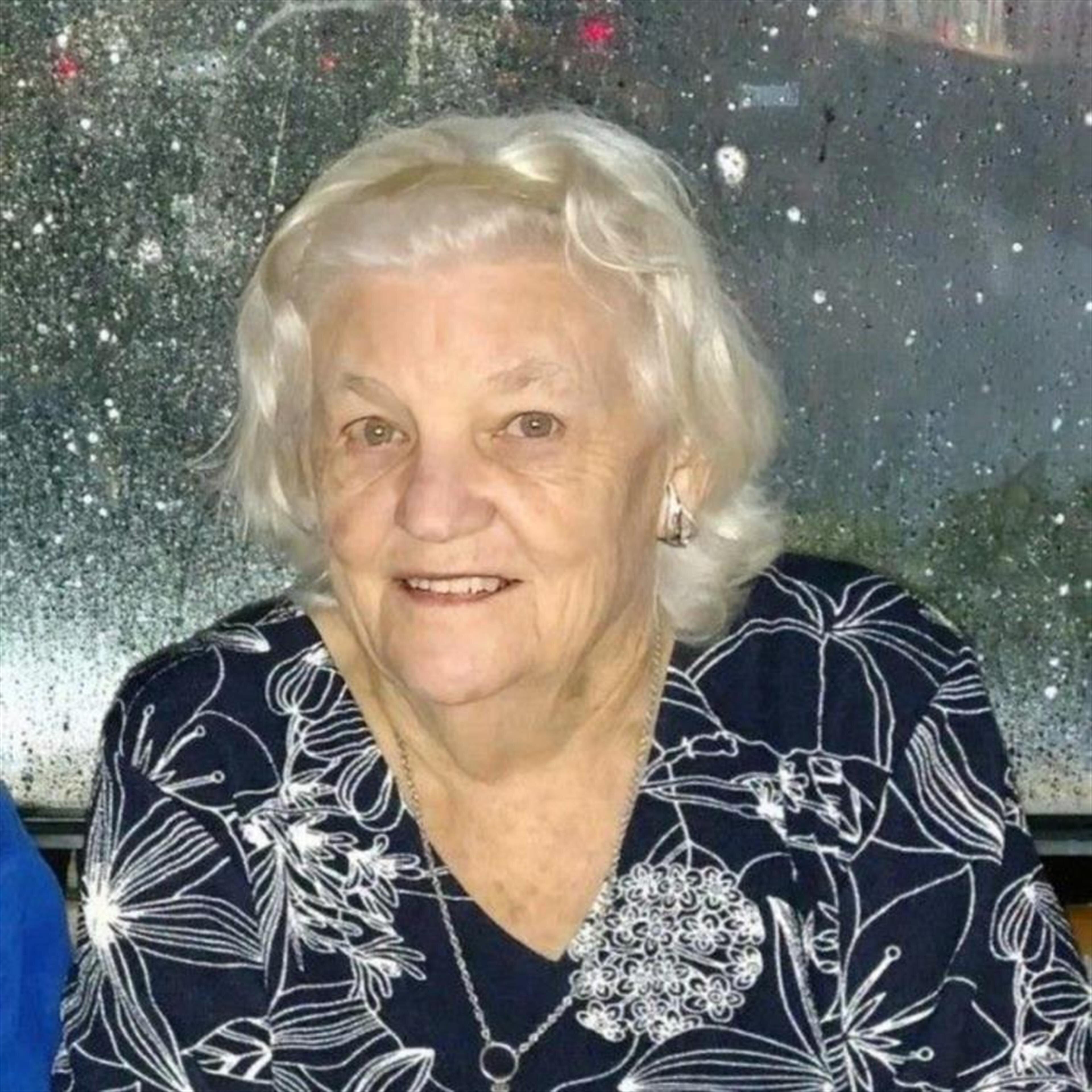 Carolyn Davis