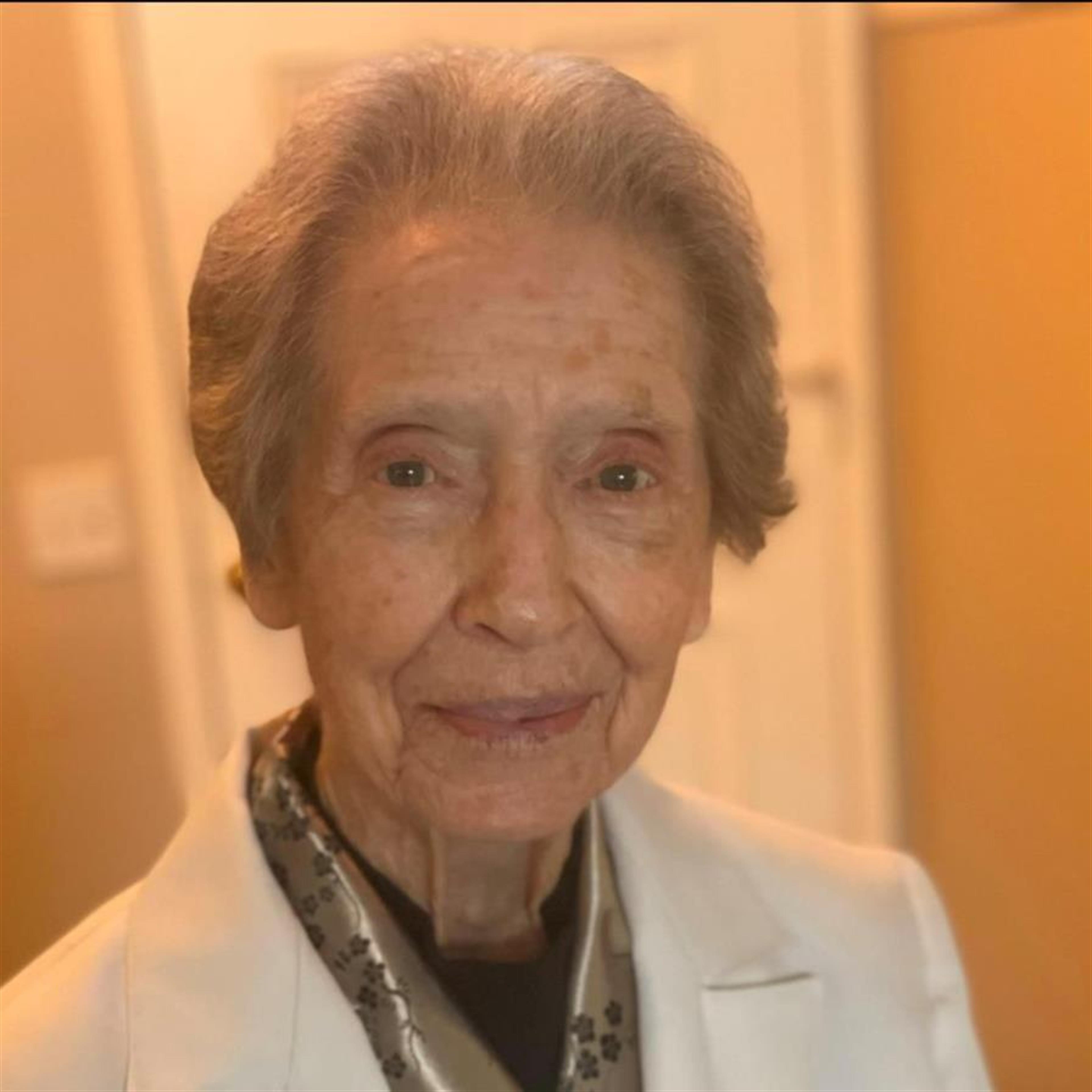 Elizabeth Louise Hutchings