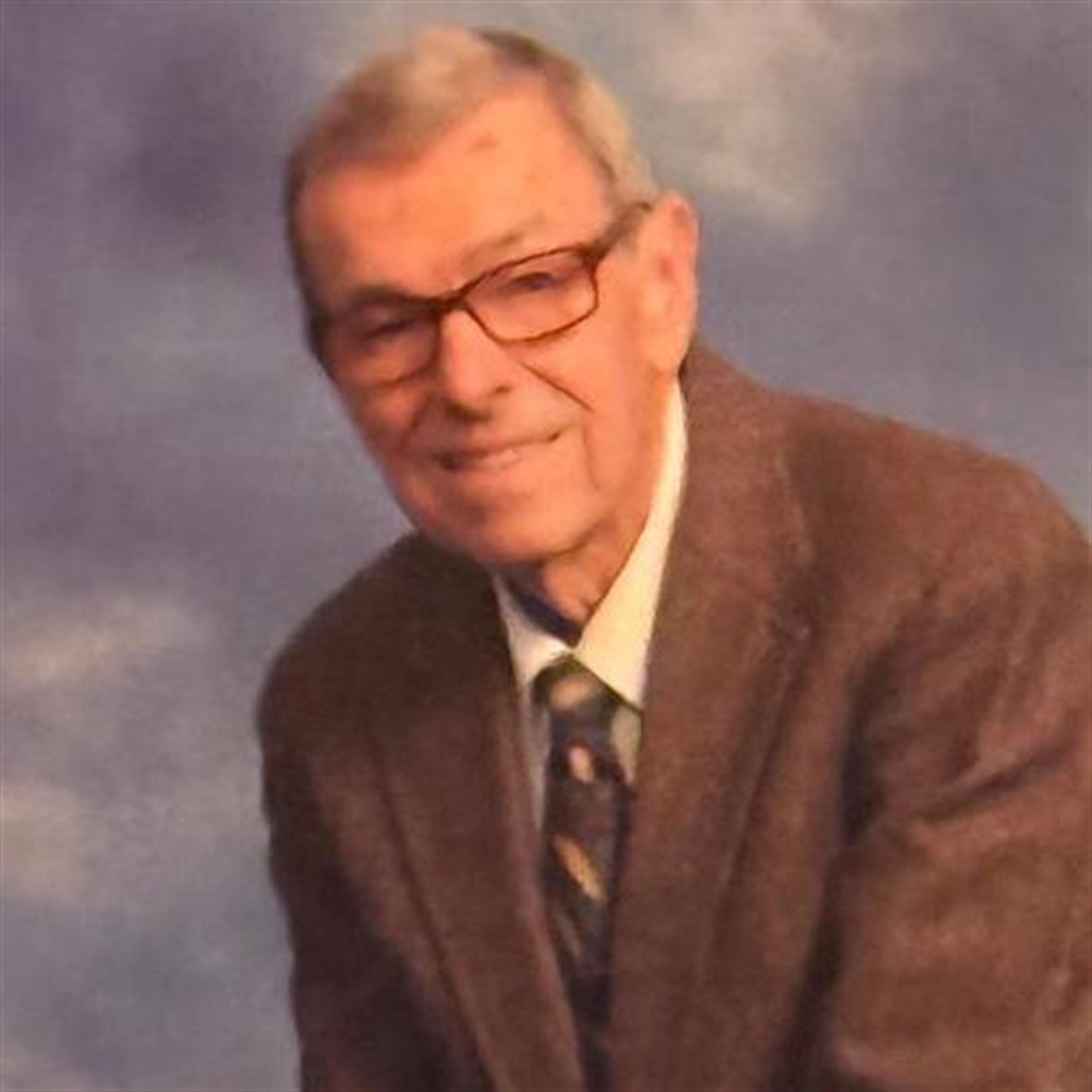 Leon Akeley