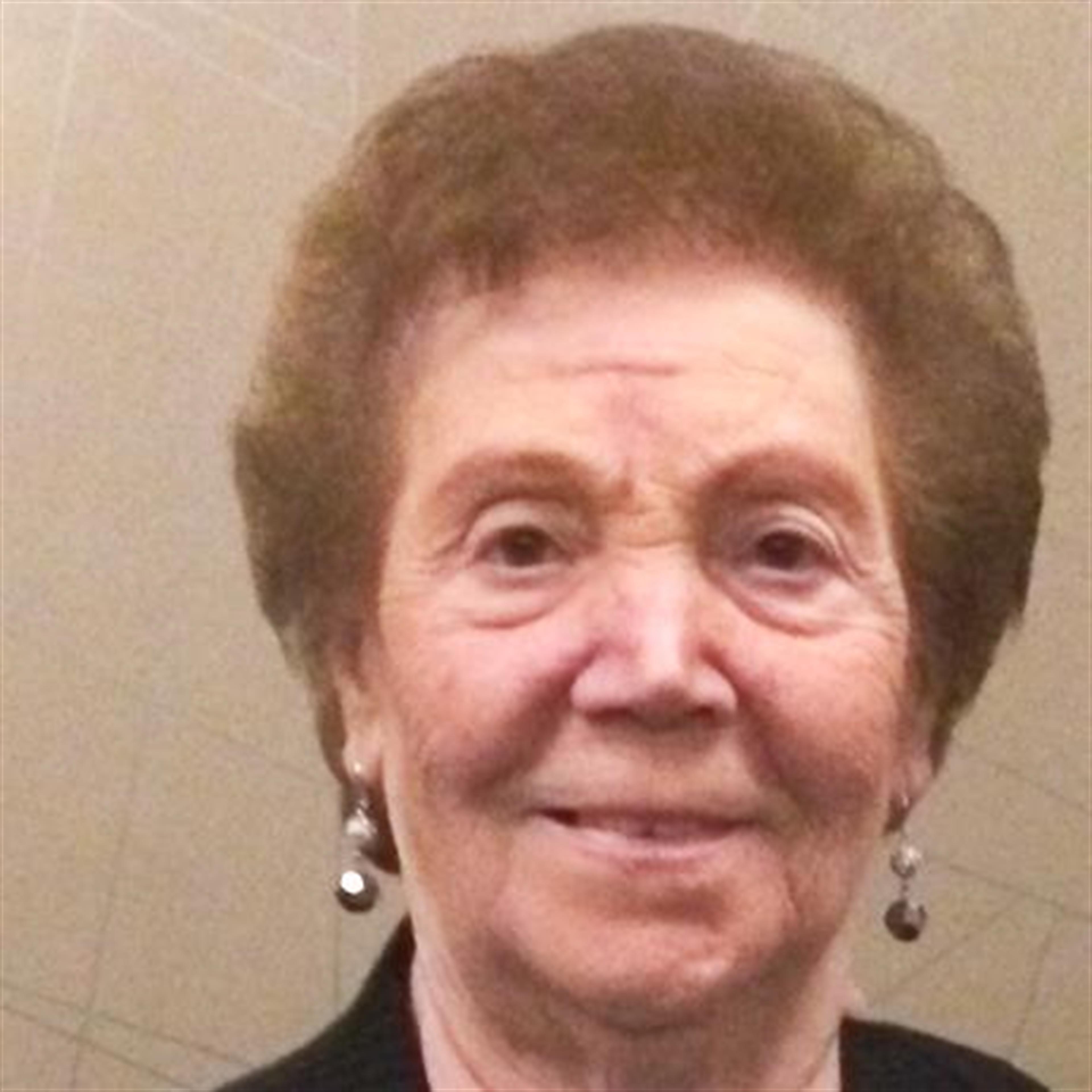 Anna (Carrara) Russo