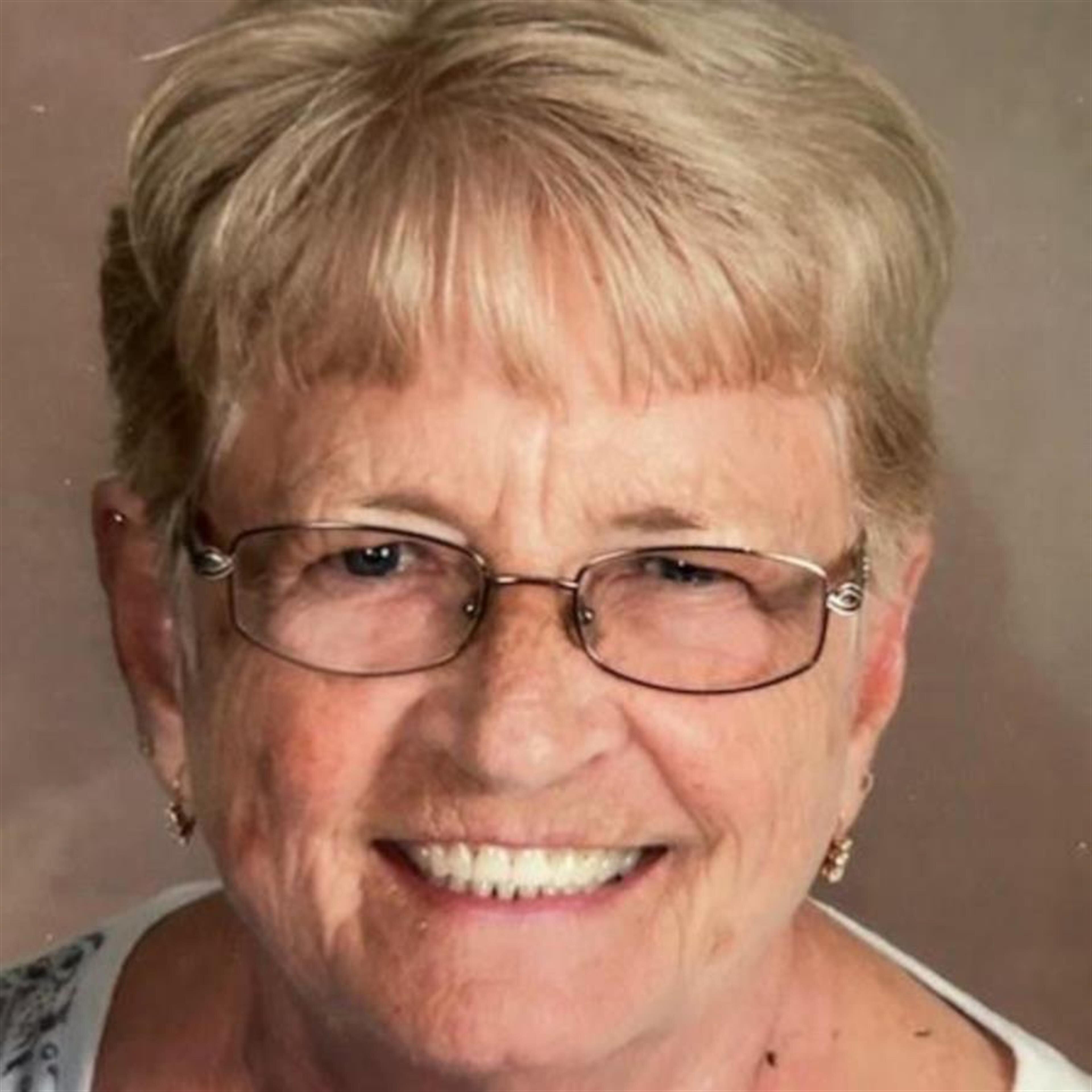 Janet Lee VanderLaan