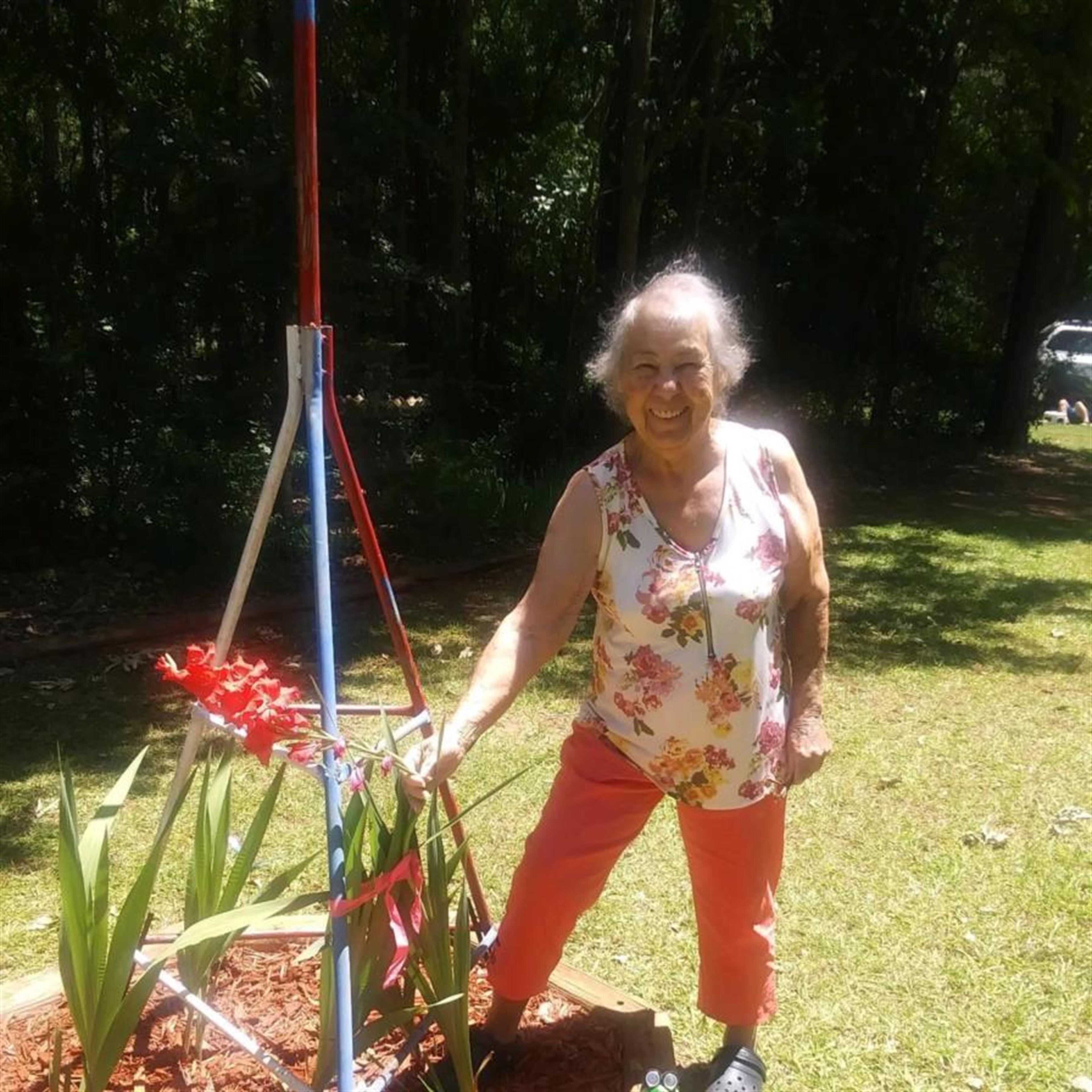 Roque, Mary Benitez