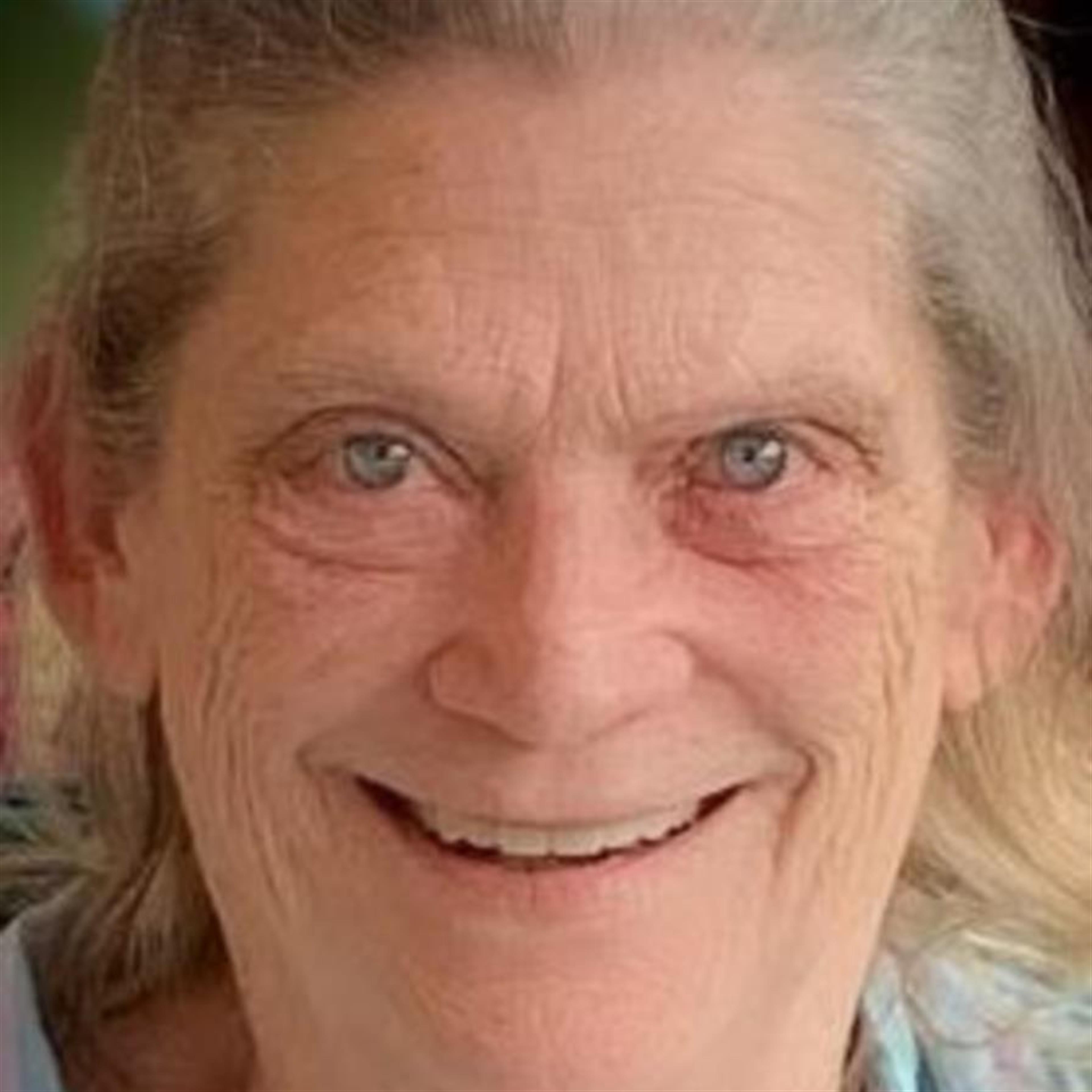 Mrs. Tina Juanita Norsworthy Graves