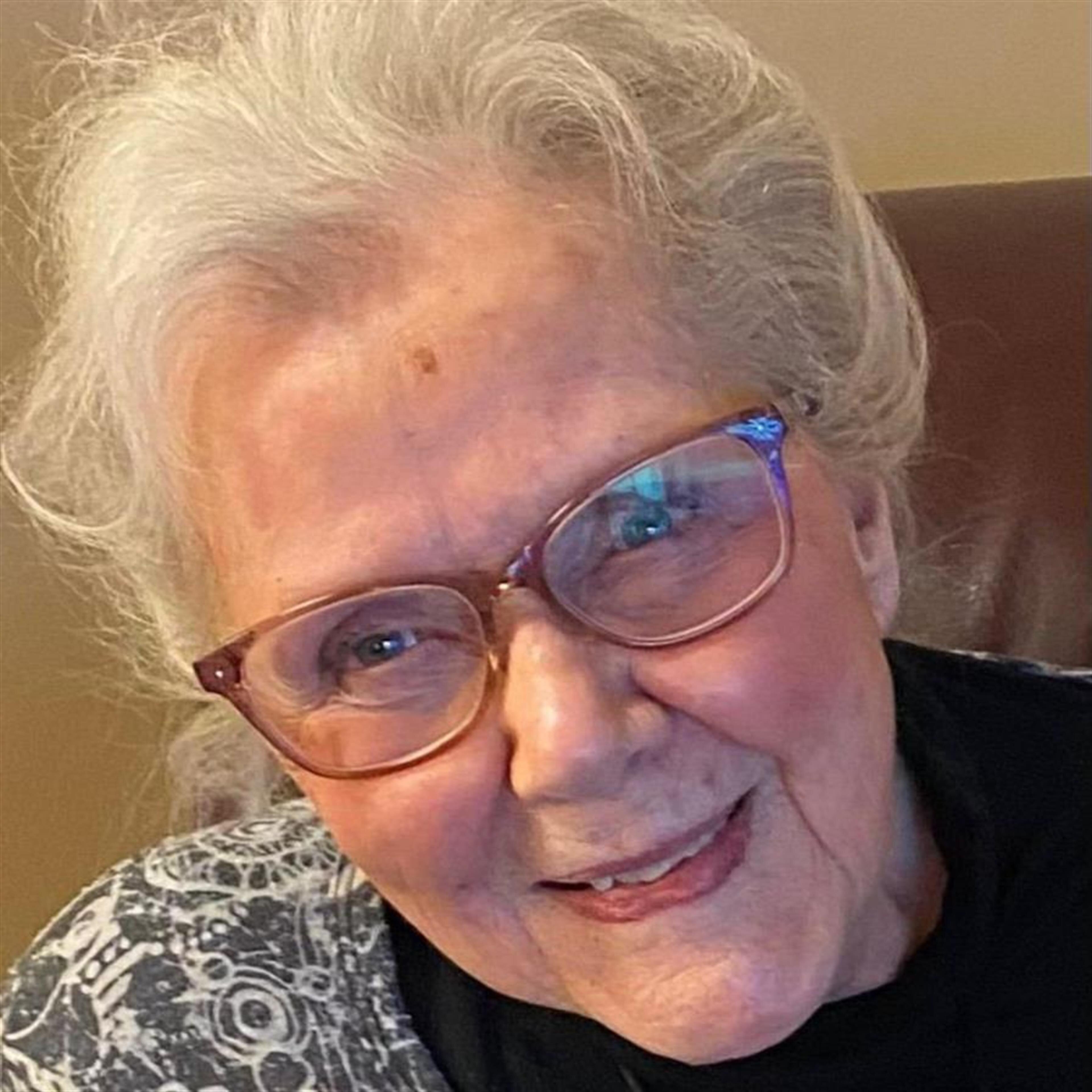 Ruth Adele Welling
