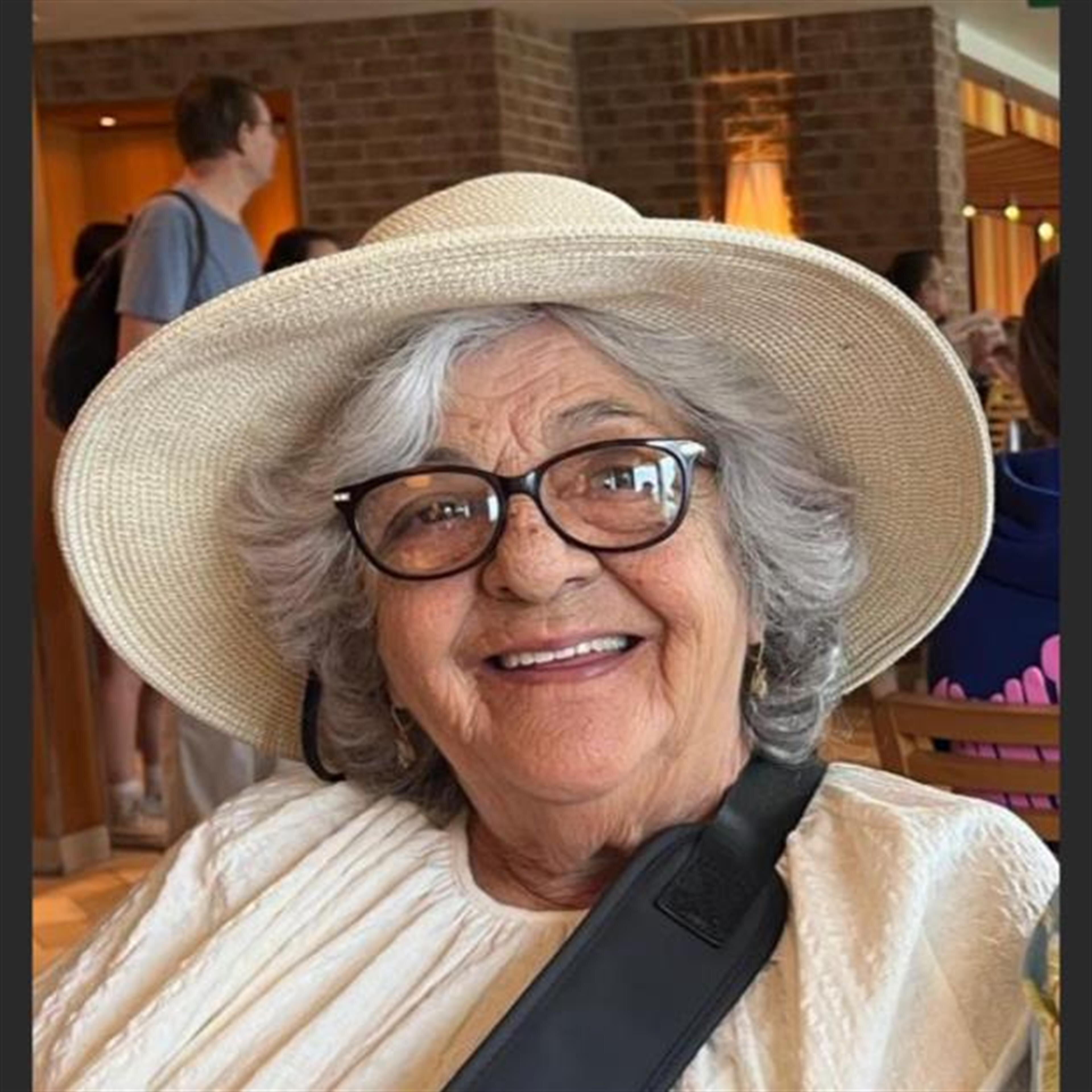 Lucinia C. Miranda