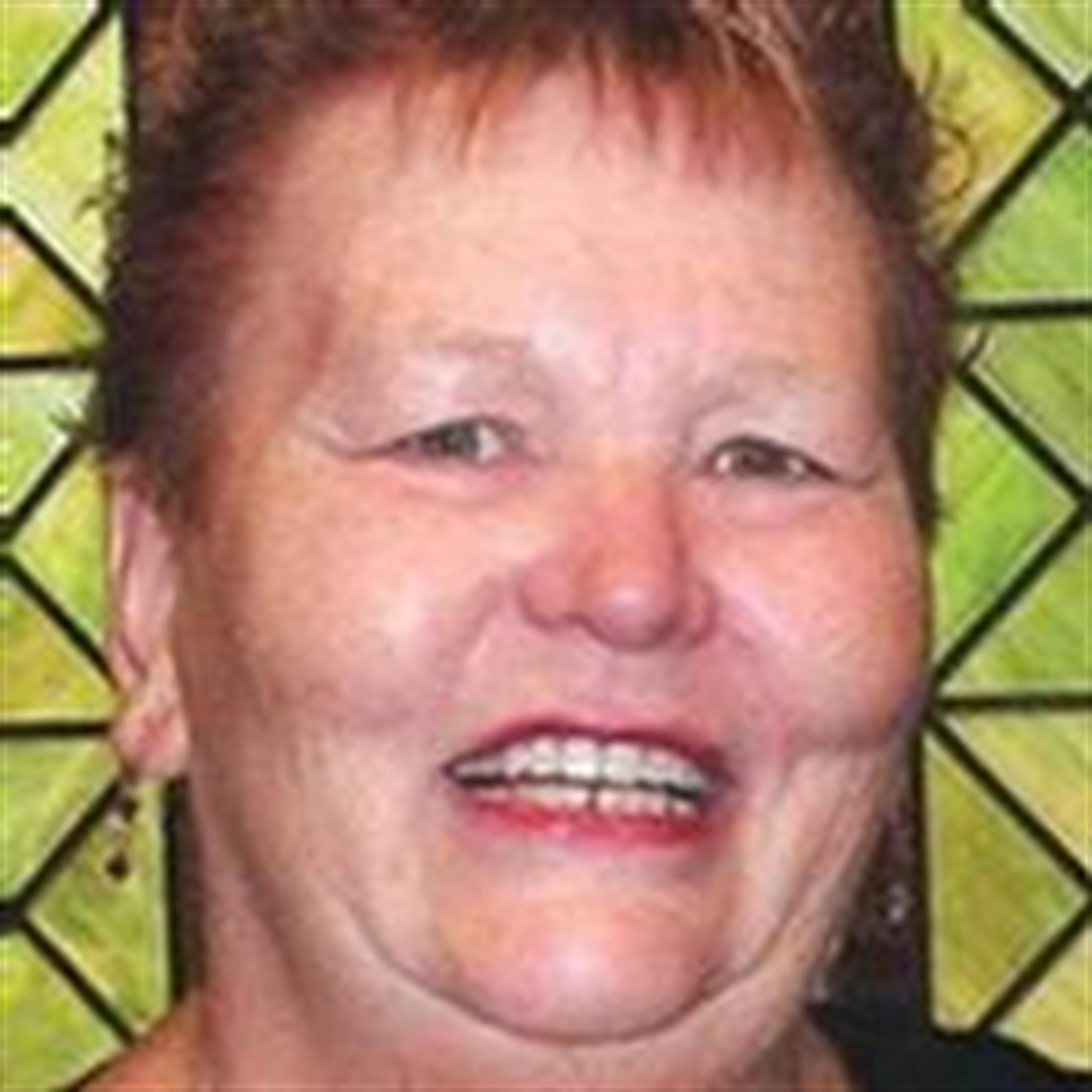 Suellen Sly