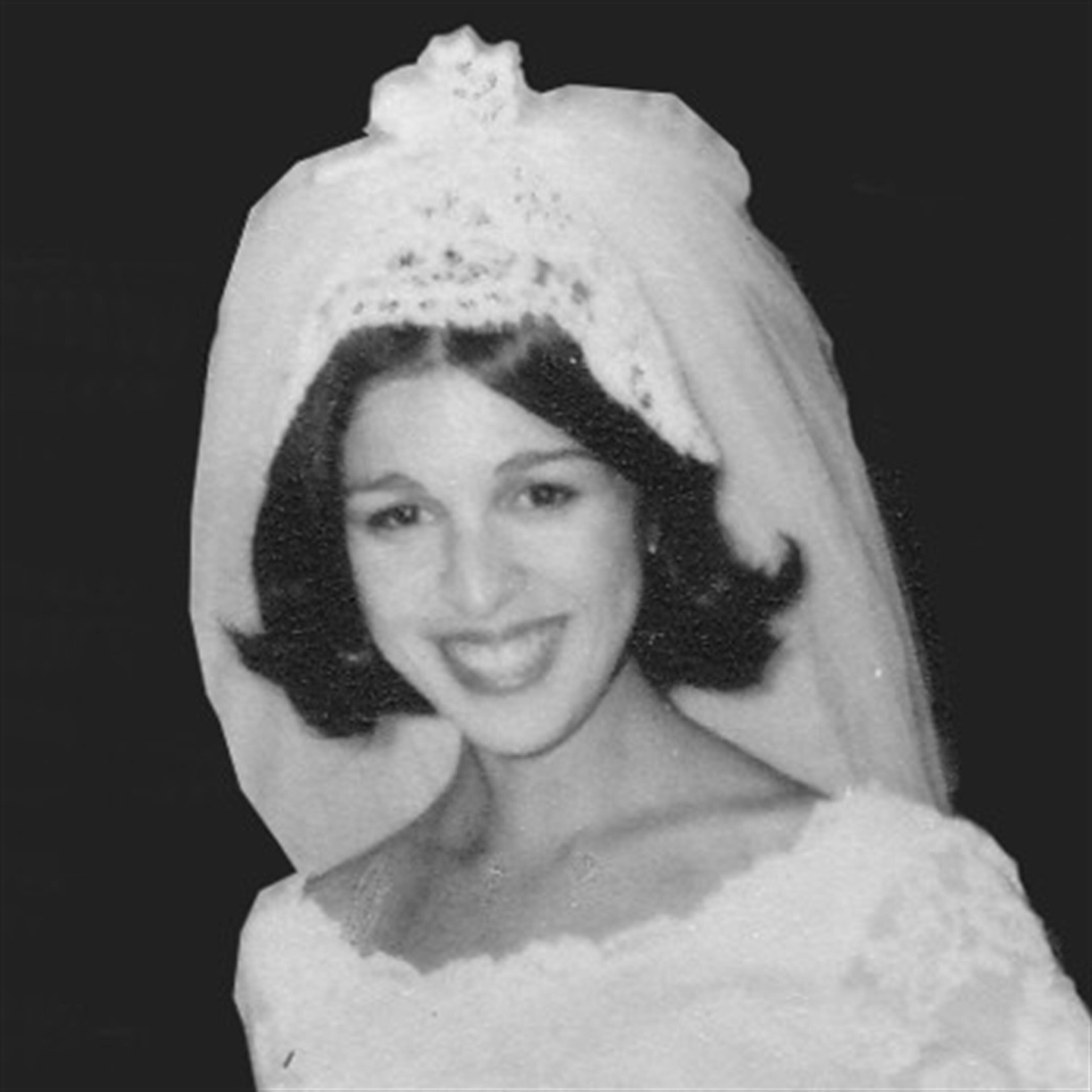 Stephanie Serri Schultz