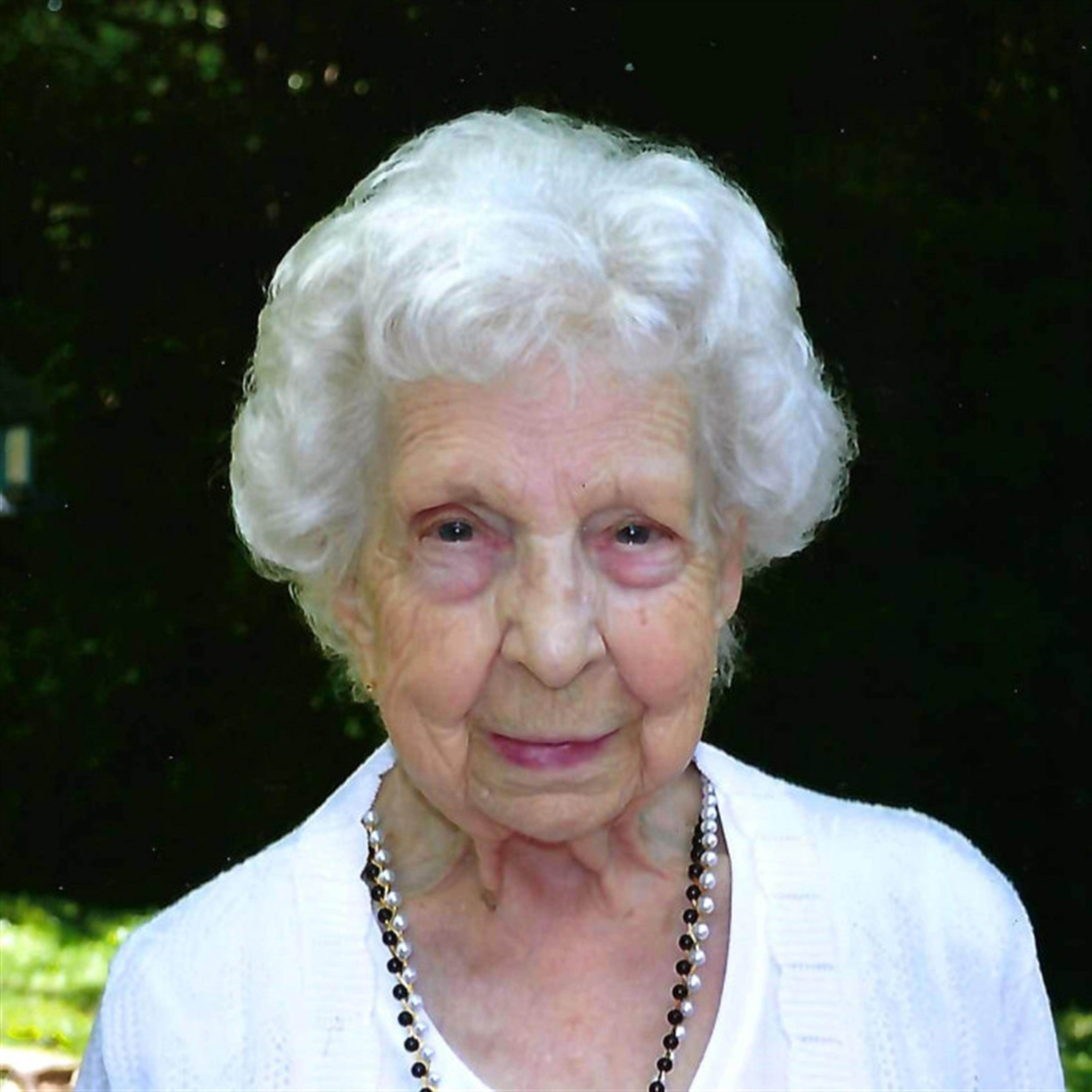 Evelyn J. Kemp