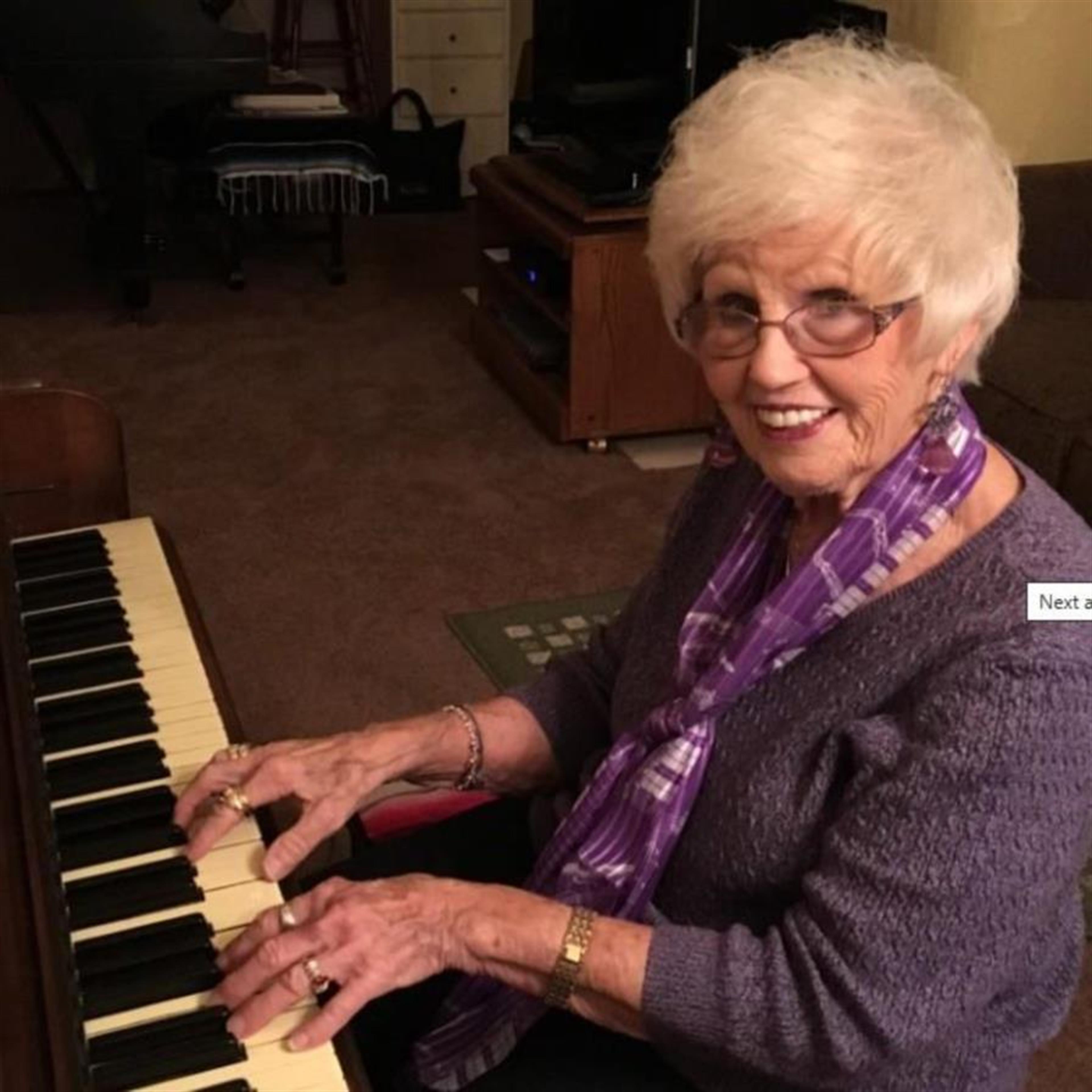 Jean Marie Renslow's obituary picture