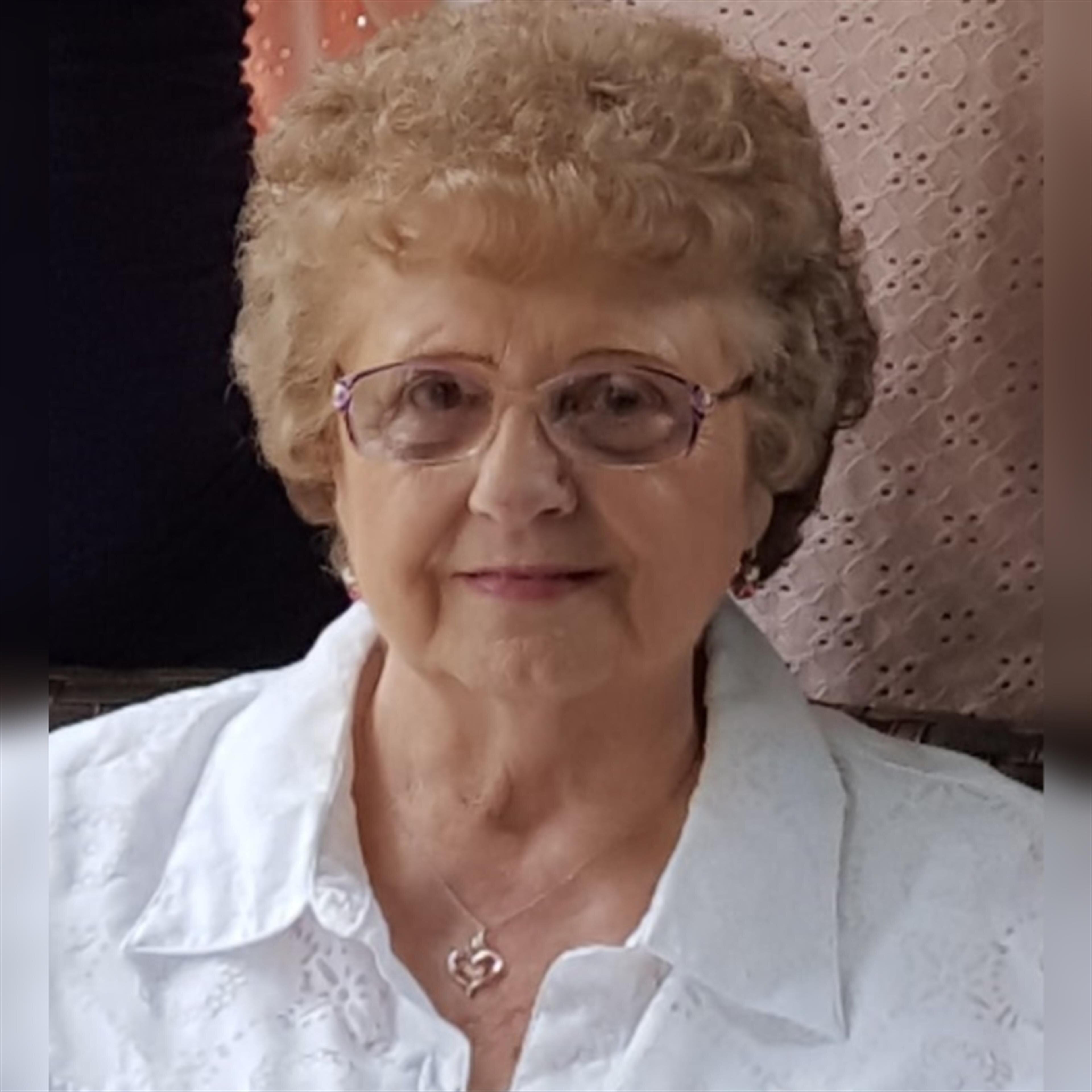 Mrs Elizabeth M. Markunas