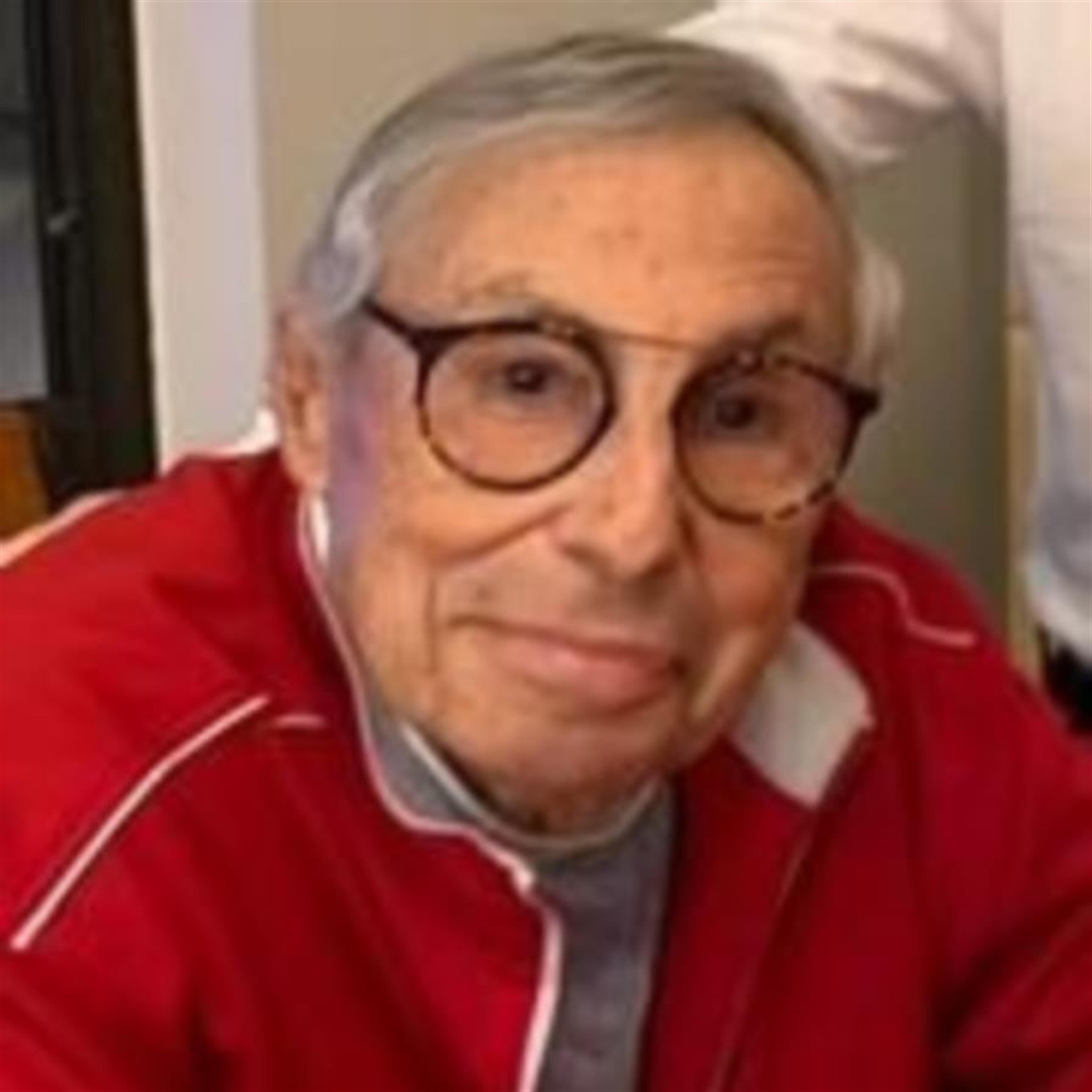 Dennis P DiGiacomo