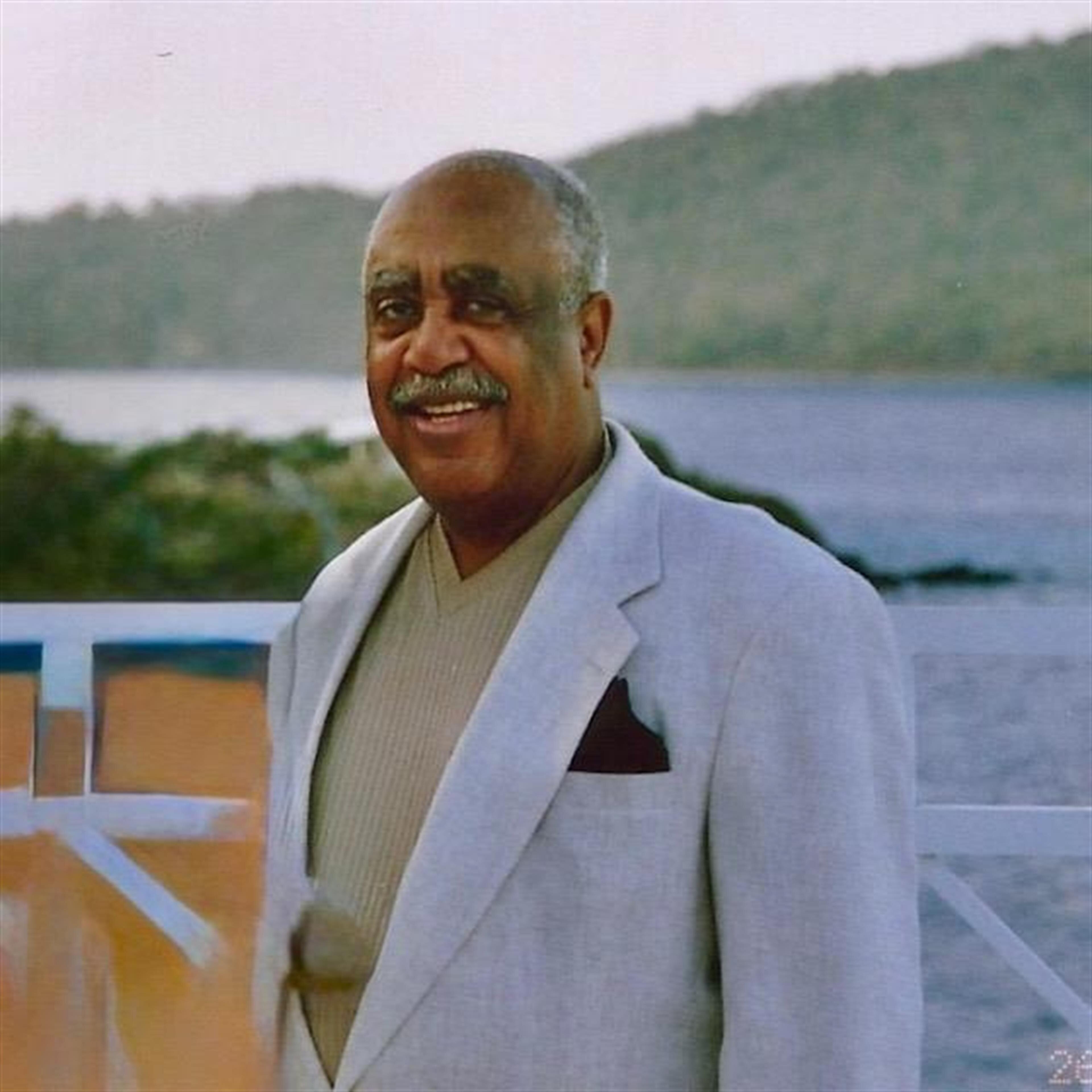 Robert Lee Hampton