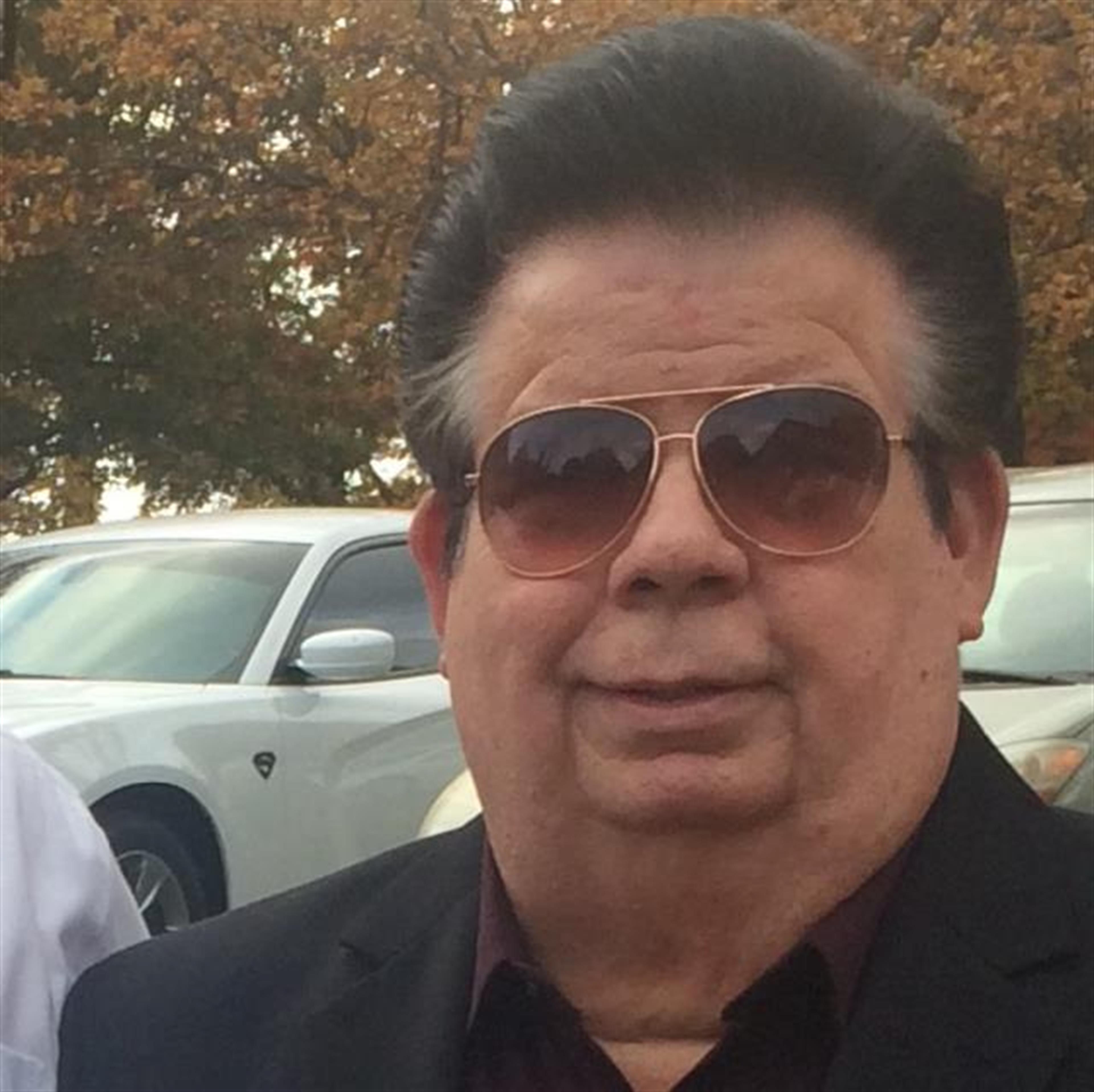 Wayne R Morrison