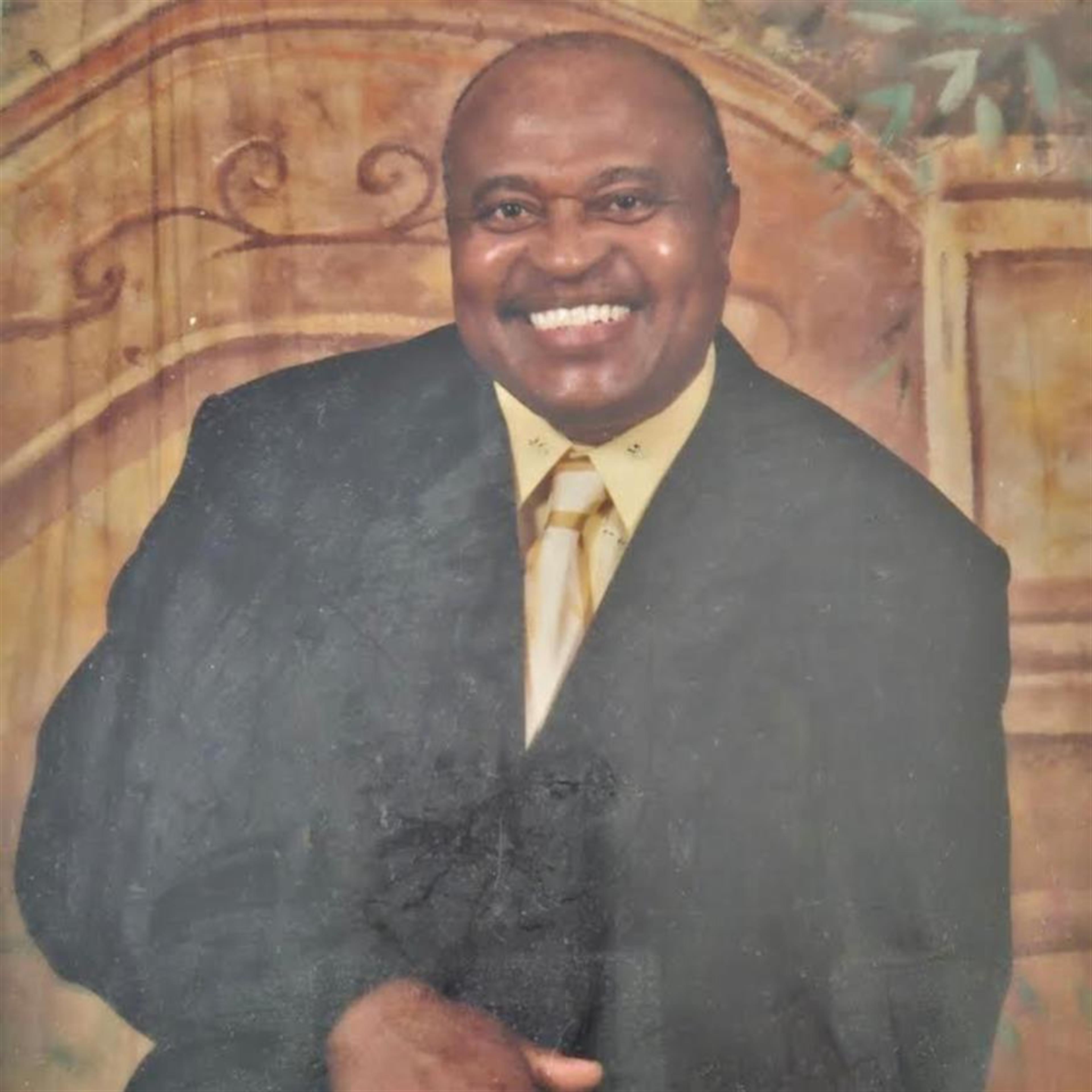 Mr. G B Mitchell, Jr.