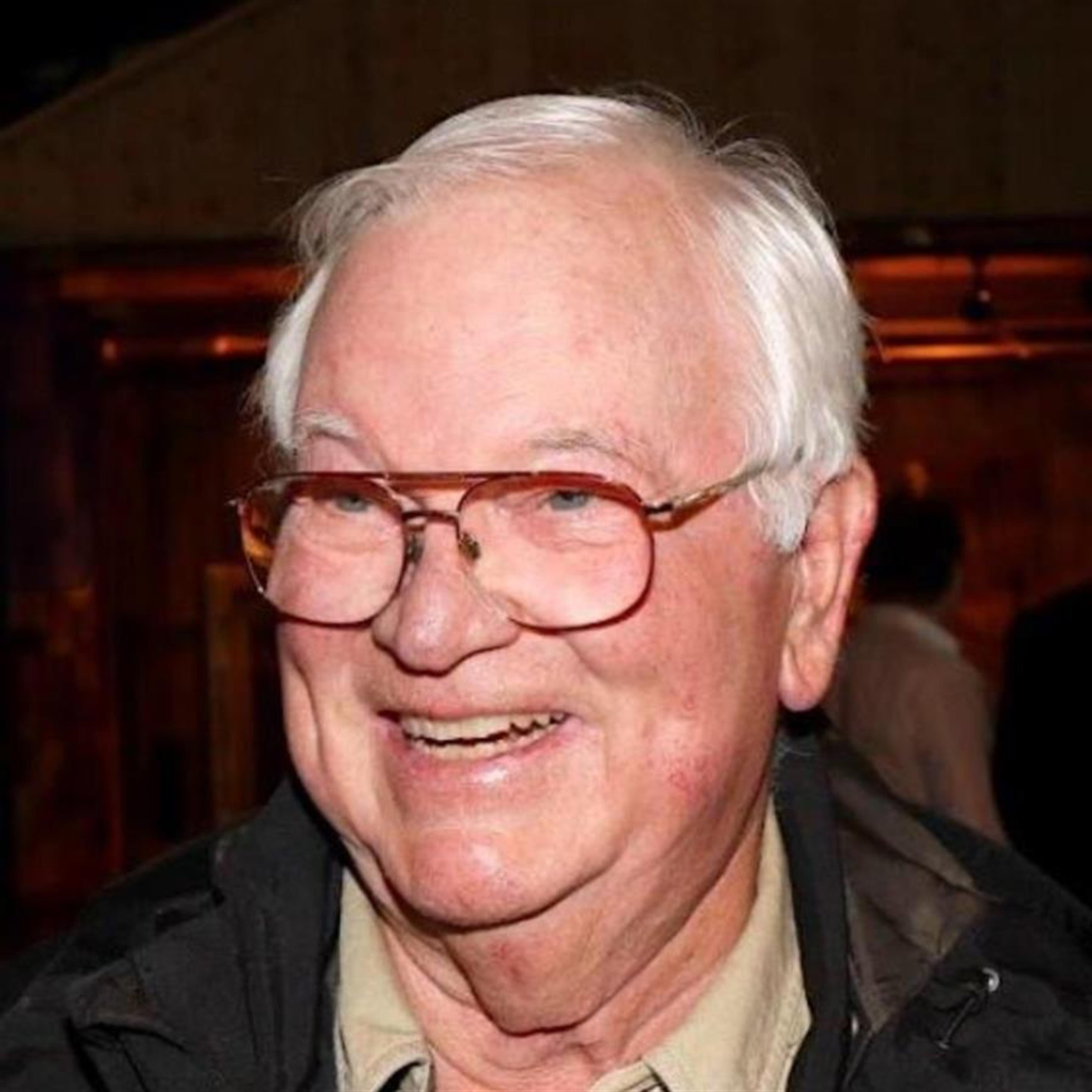 Robert Lawrence  " Larry " McCallum