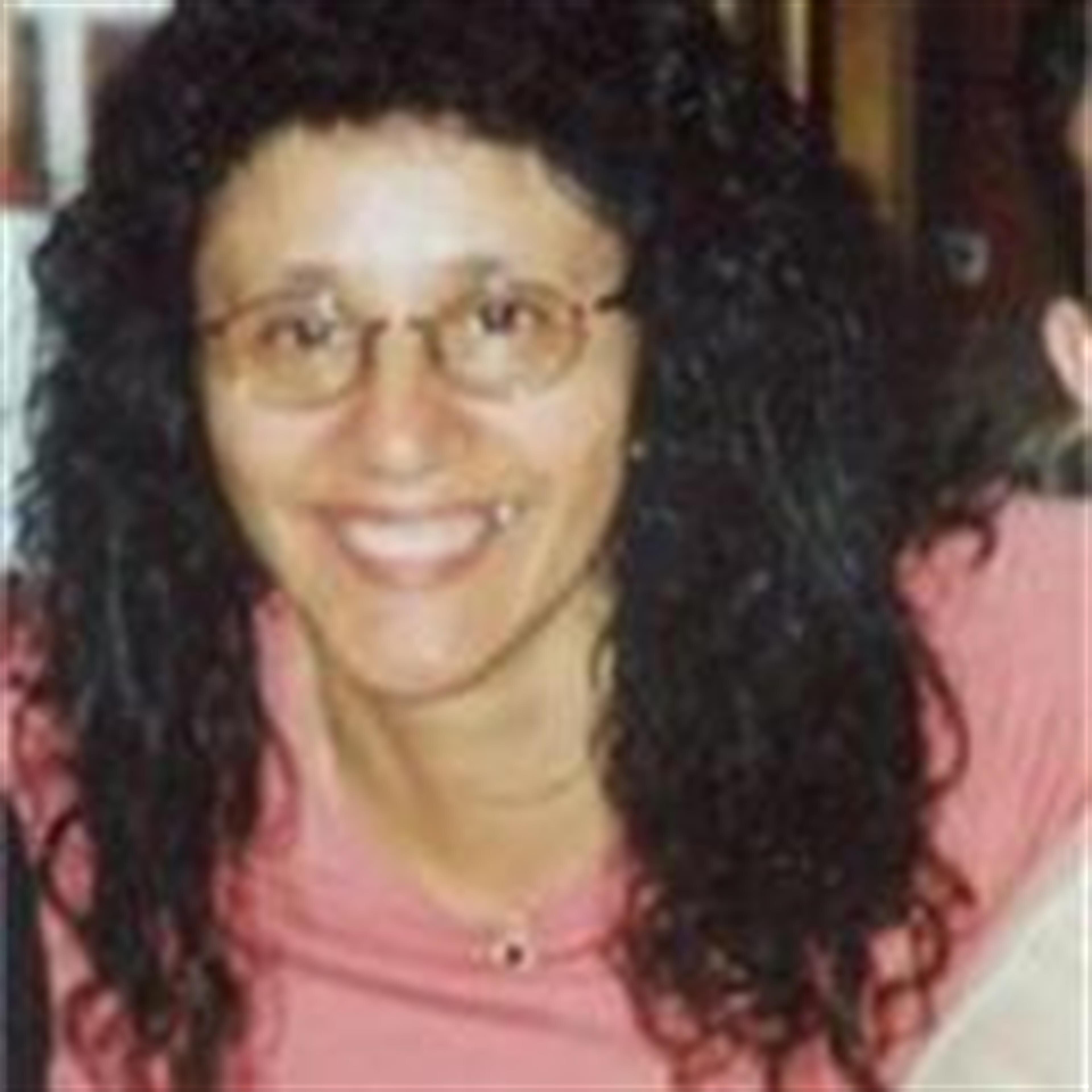 Linda Fernandez