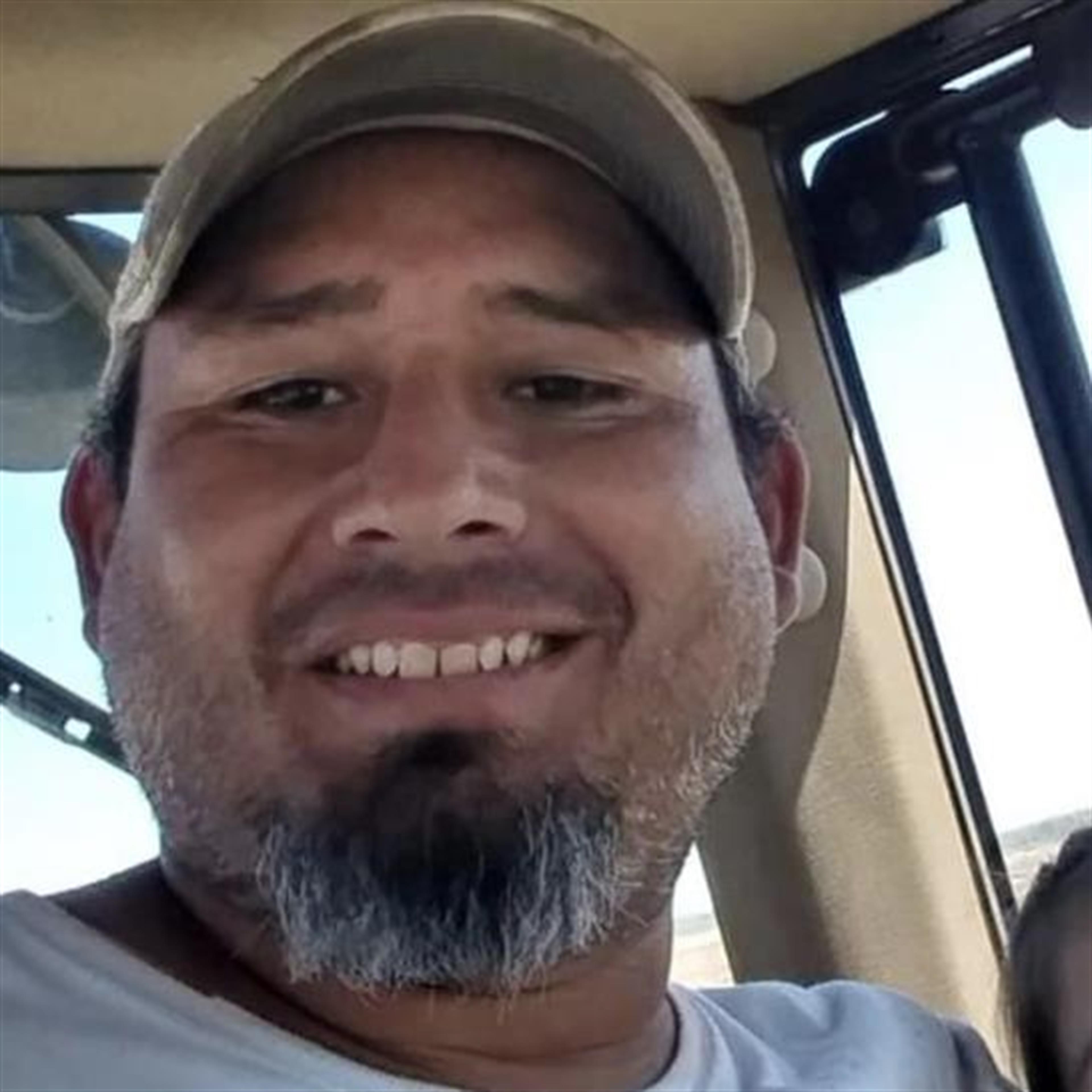 Rolando Robles' obituary picture