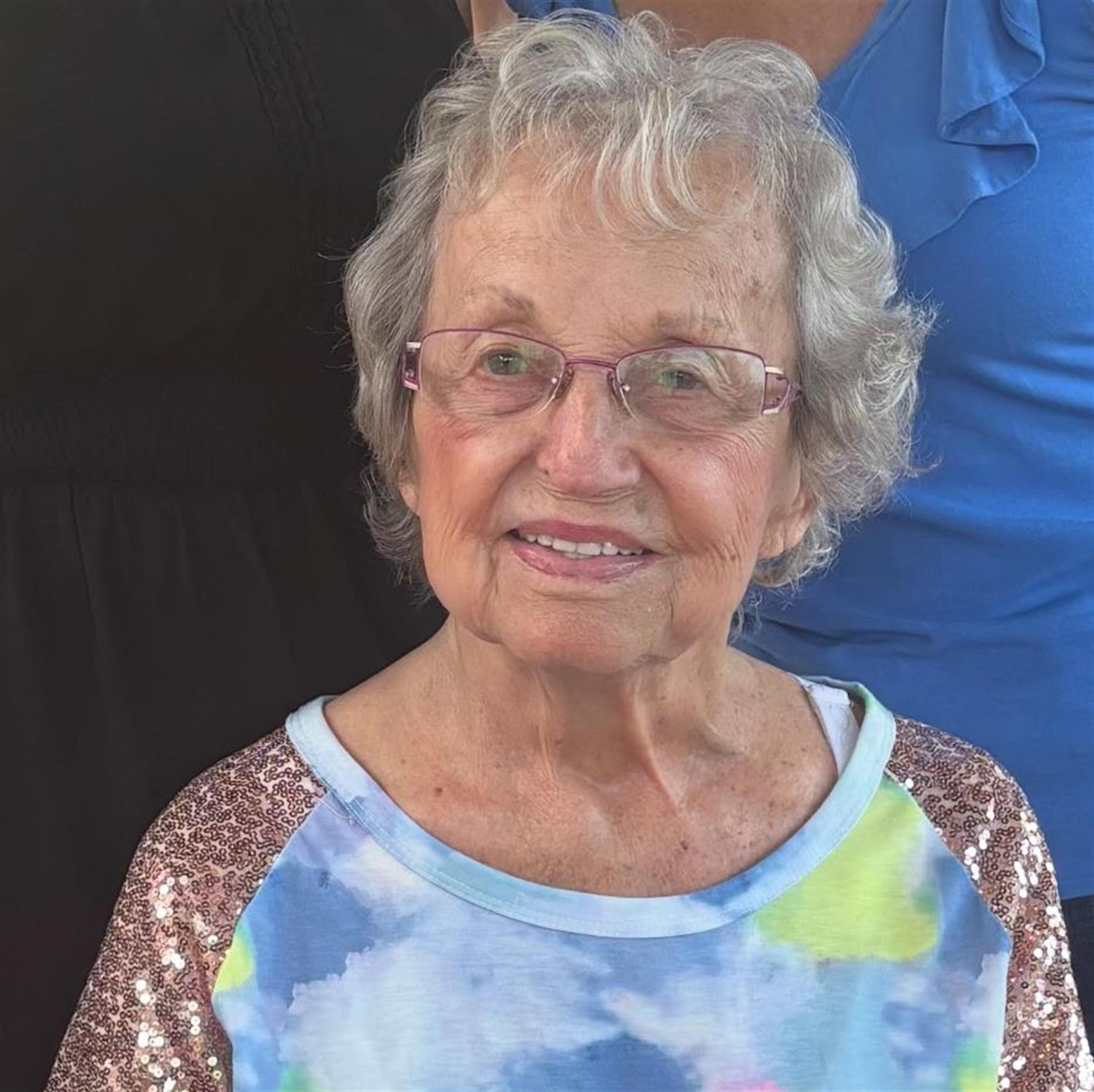 Edna M Youree