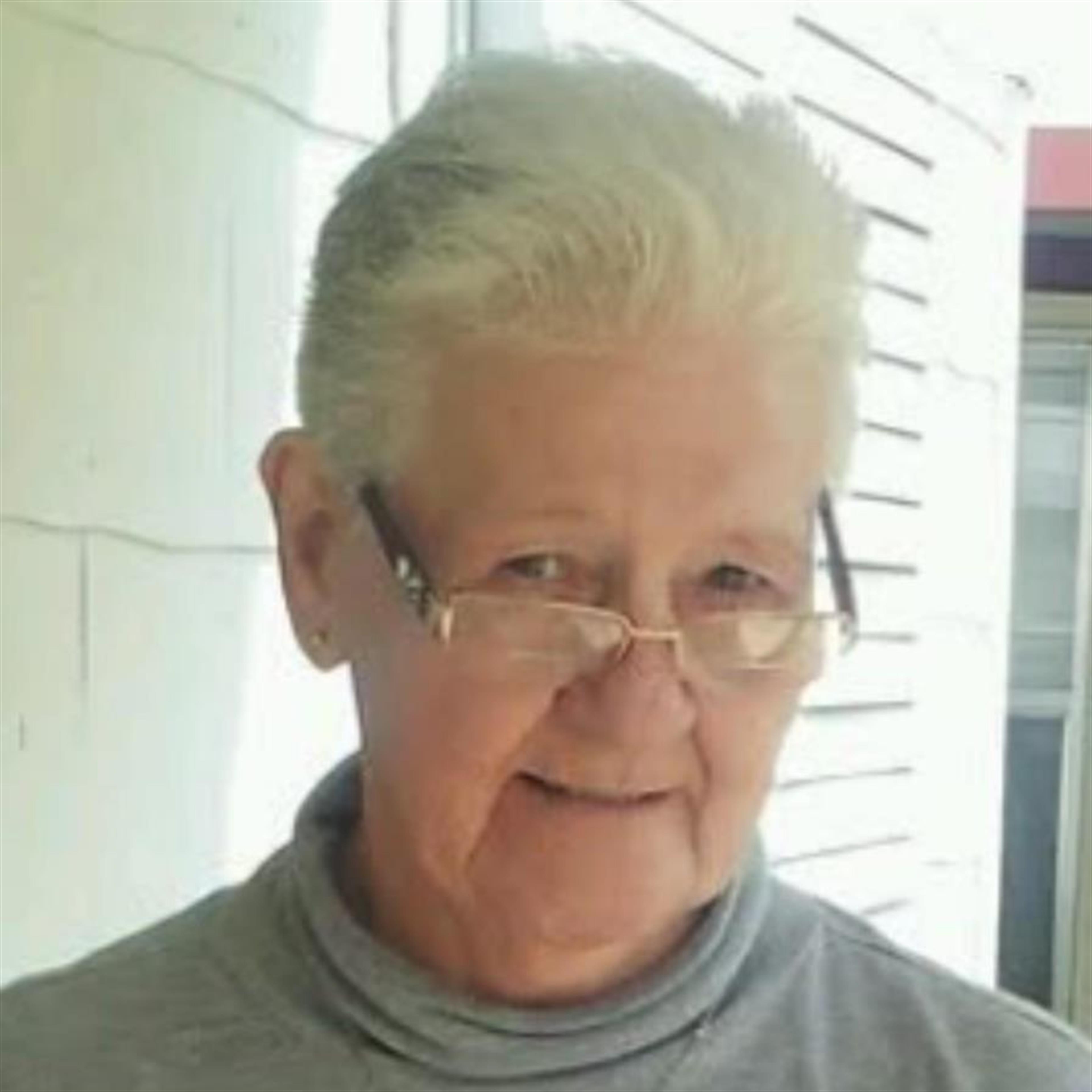 Julia "Judy" Ollie Tiner