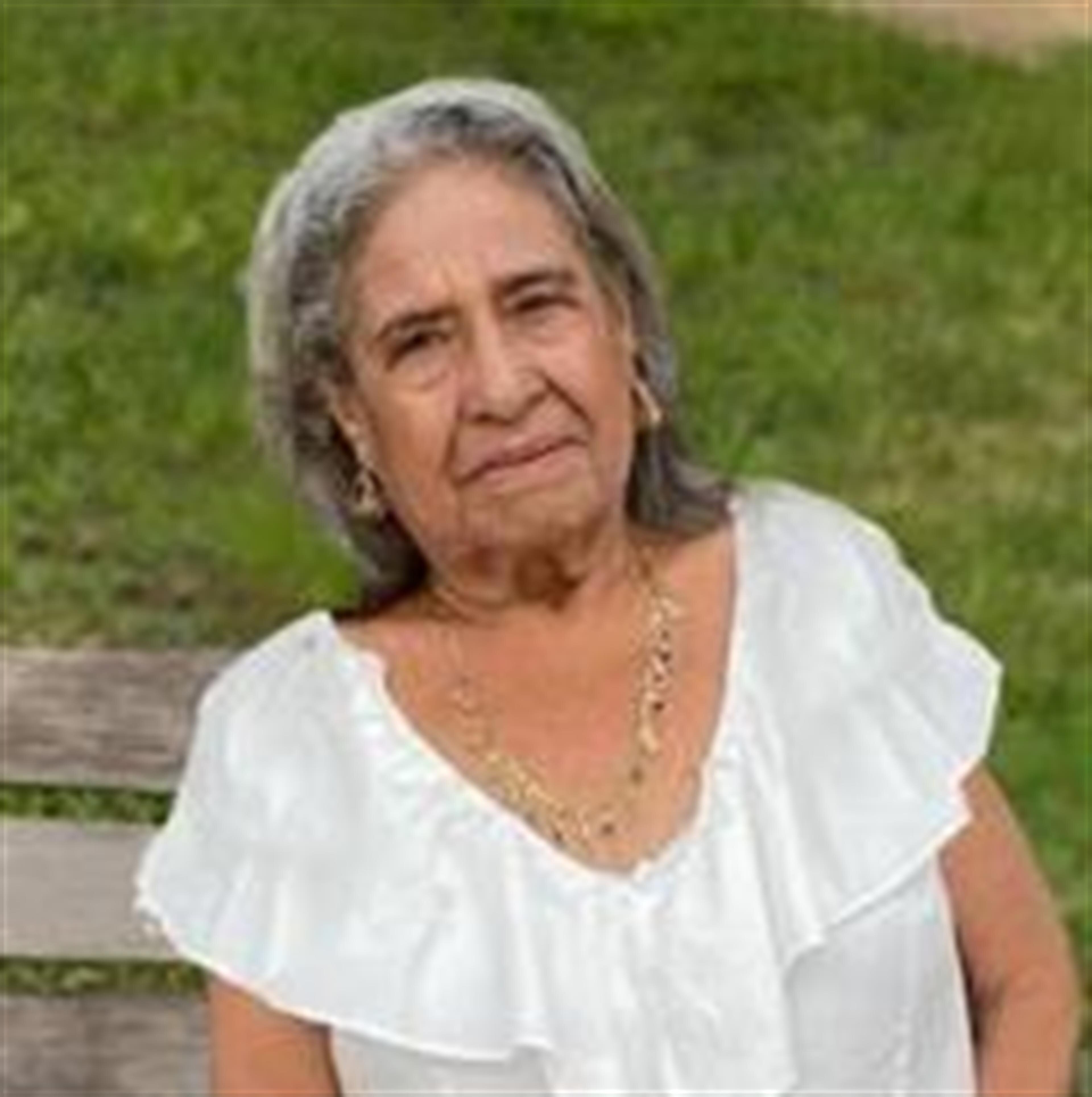 Esther Flores