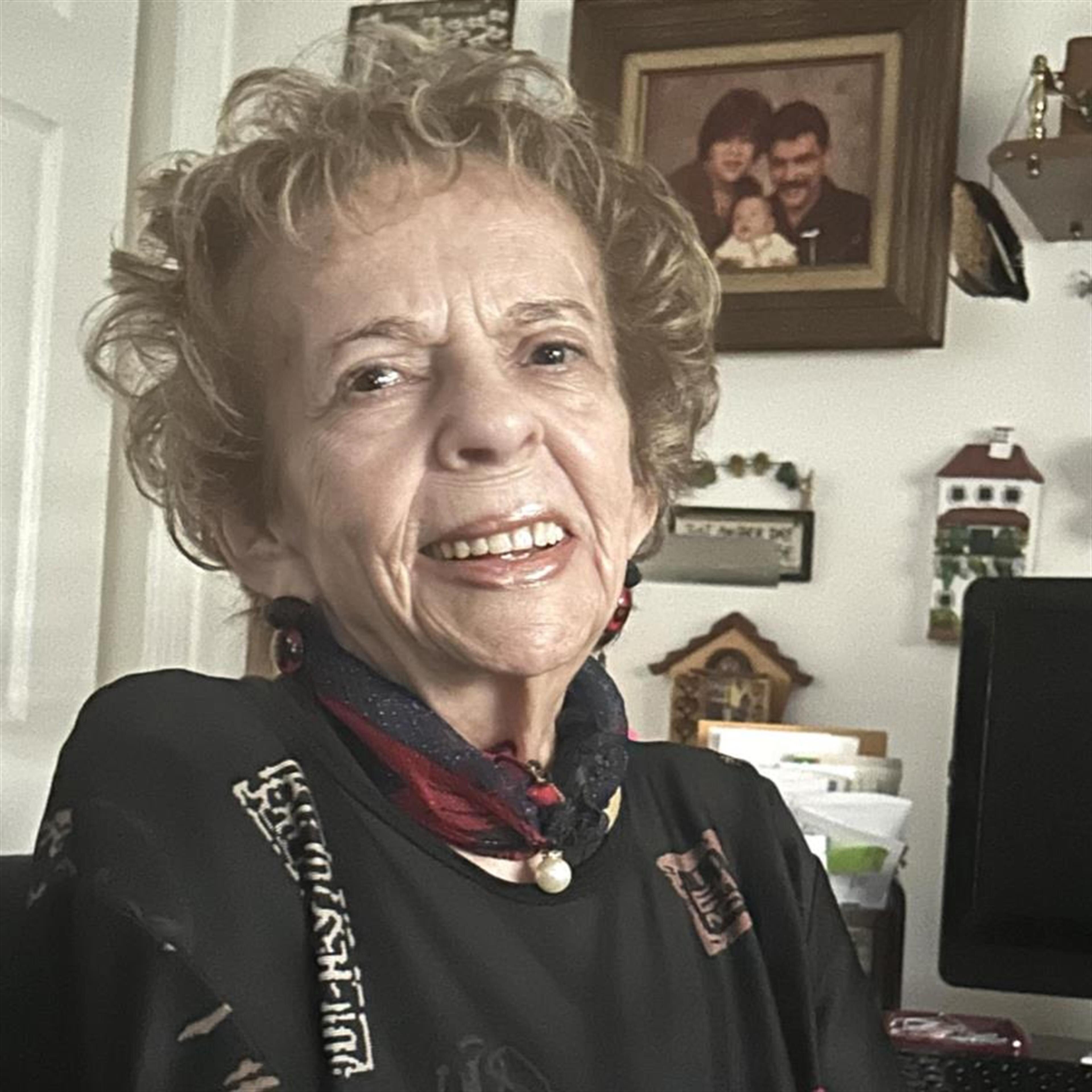 Adelaida "Yayi" Granda