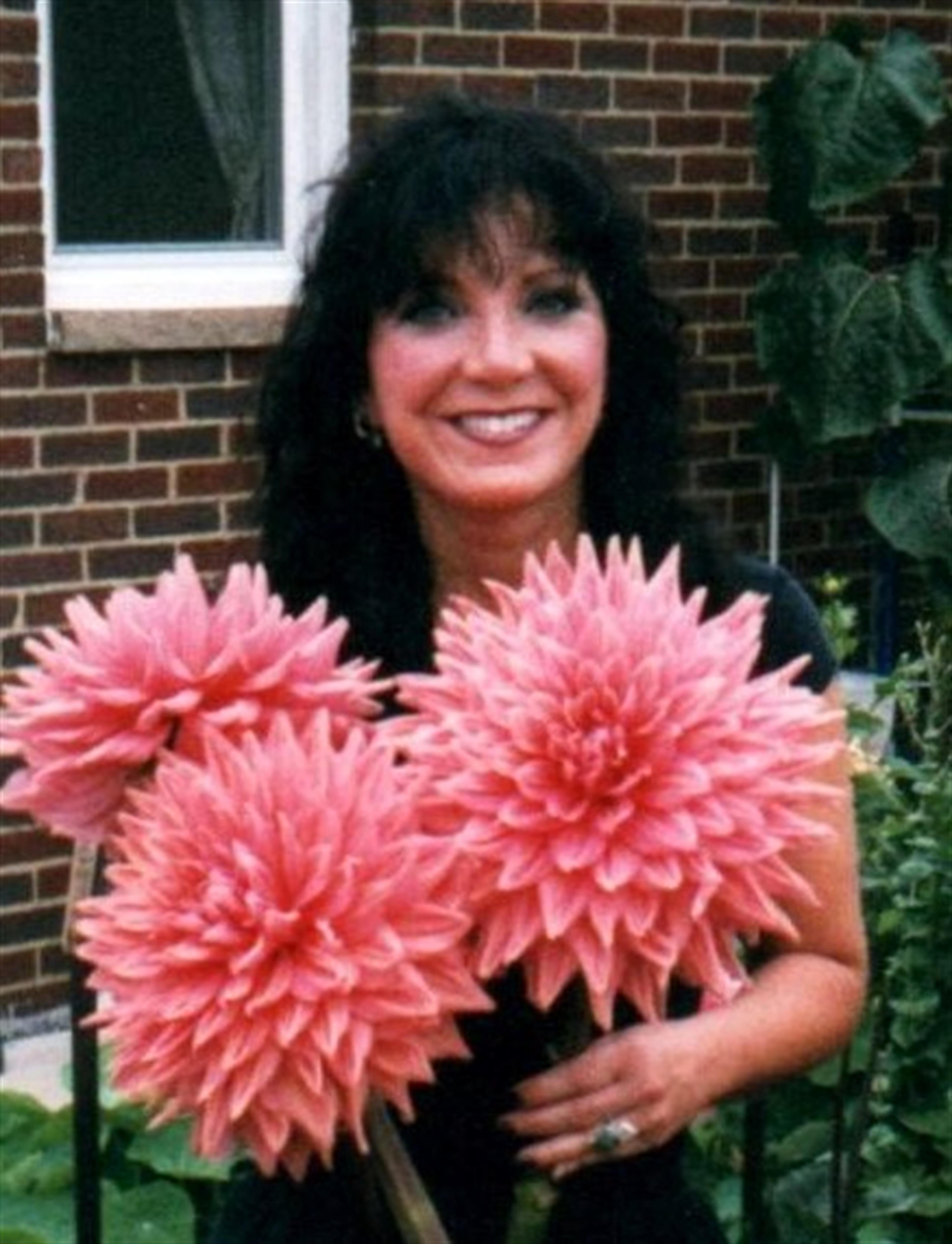 Bonnie Lou (McMillen)  Mormile
