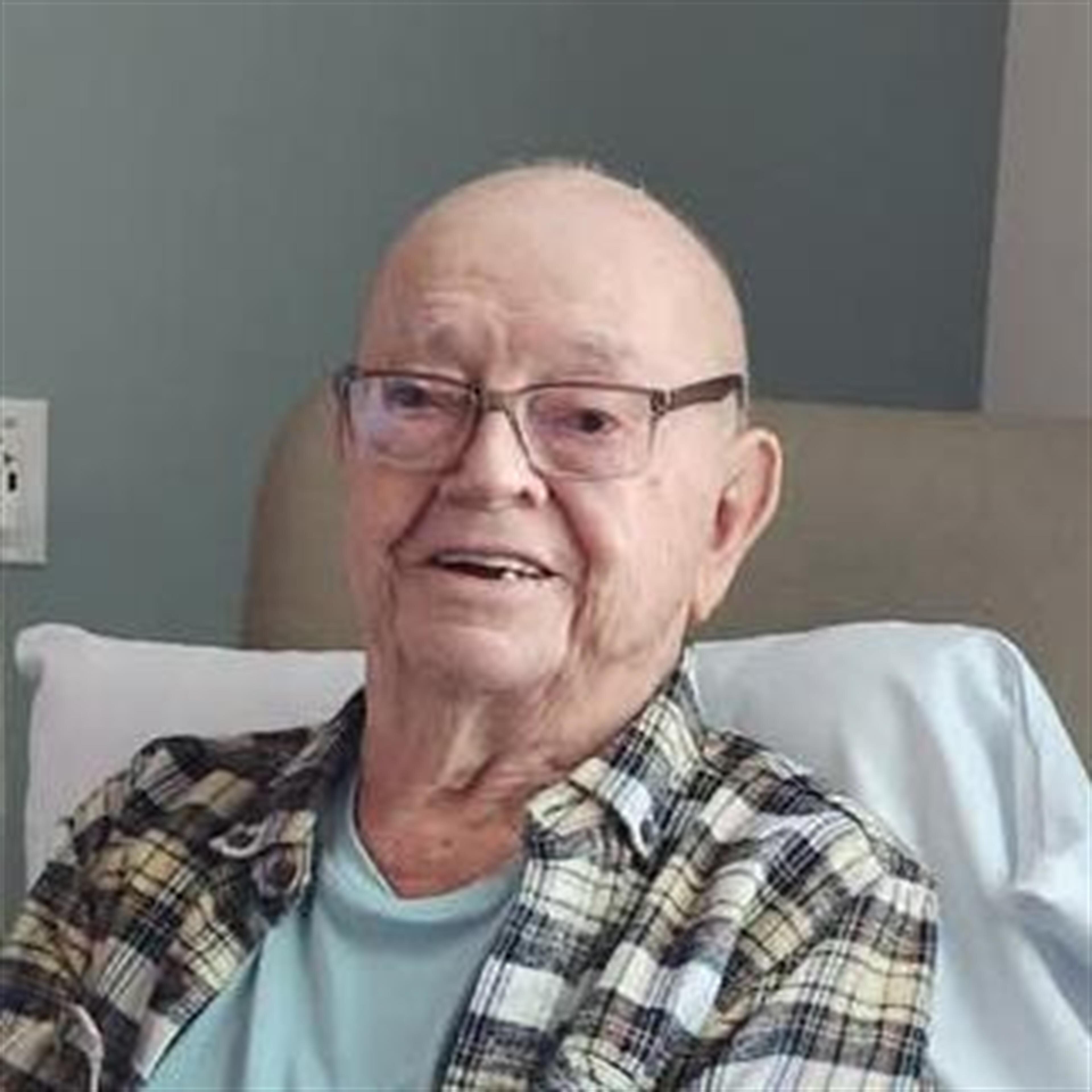 Edwin W Yerdon Sr