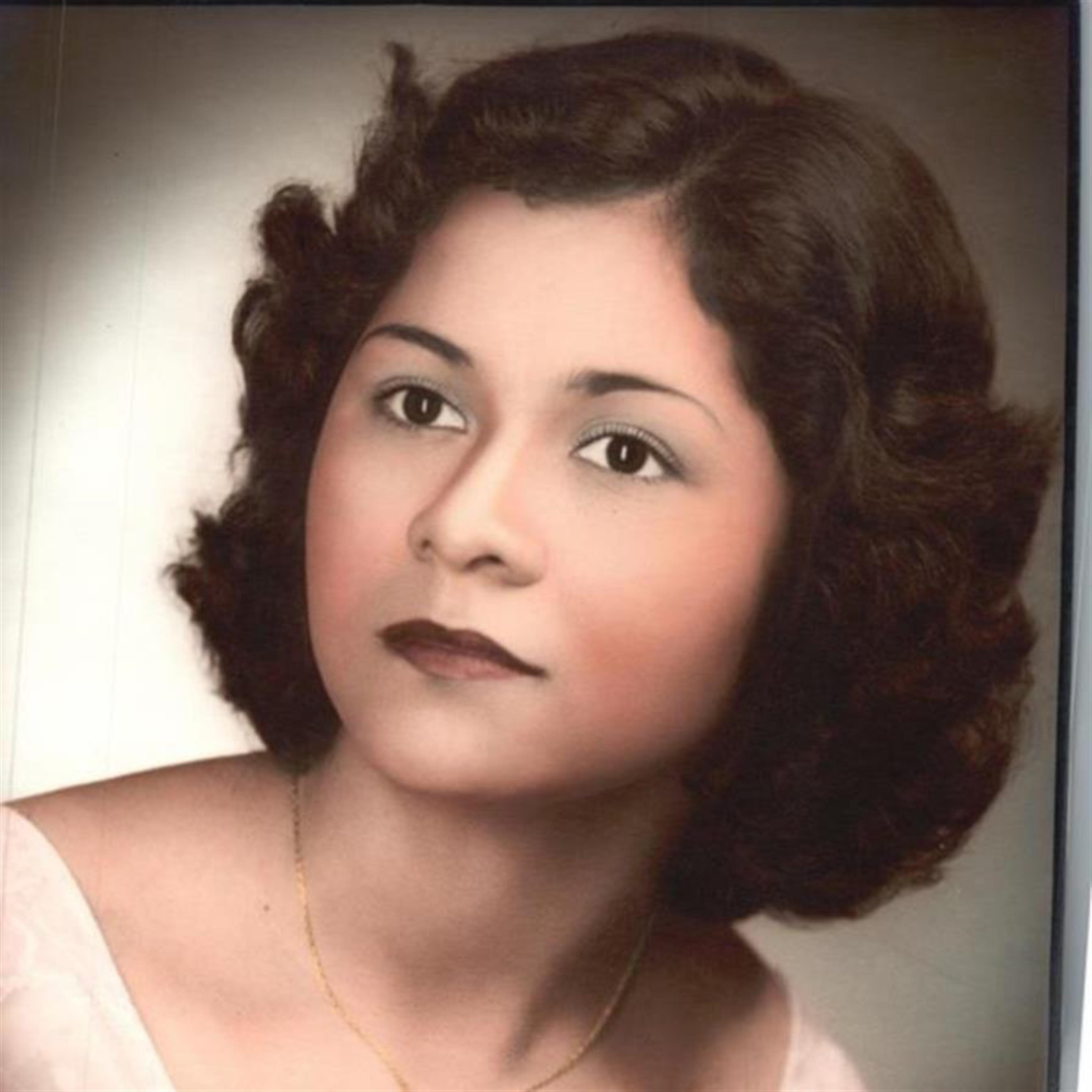 Martha Castillo