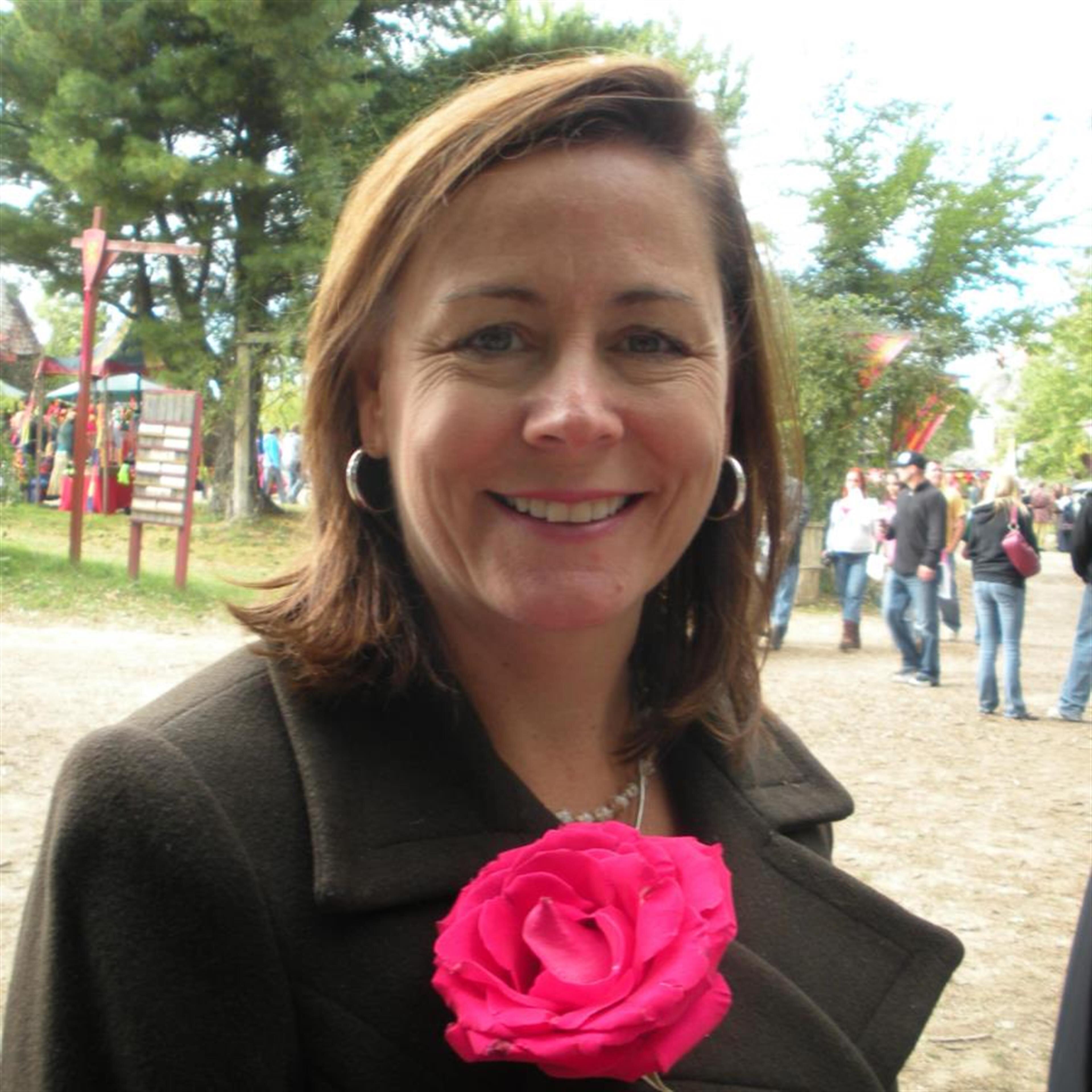 Julie Adolphson