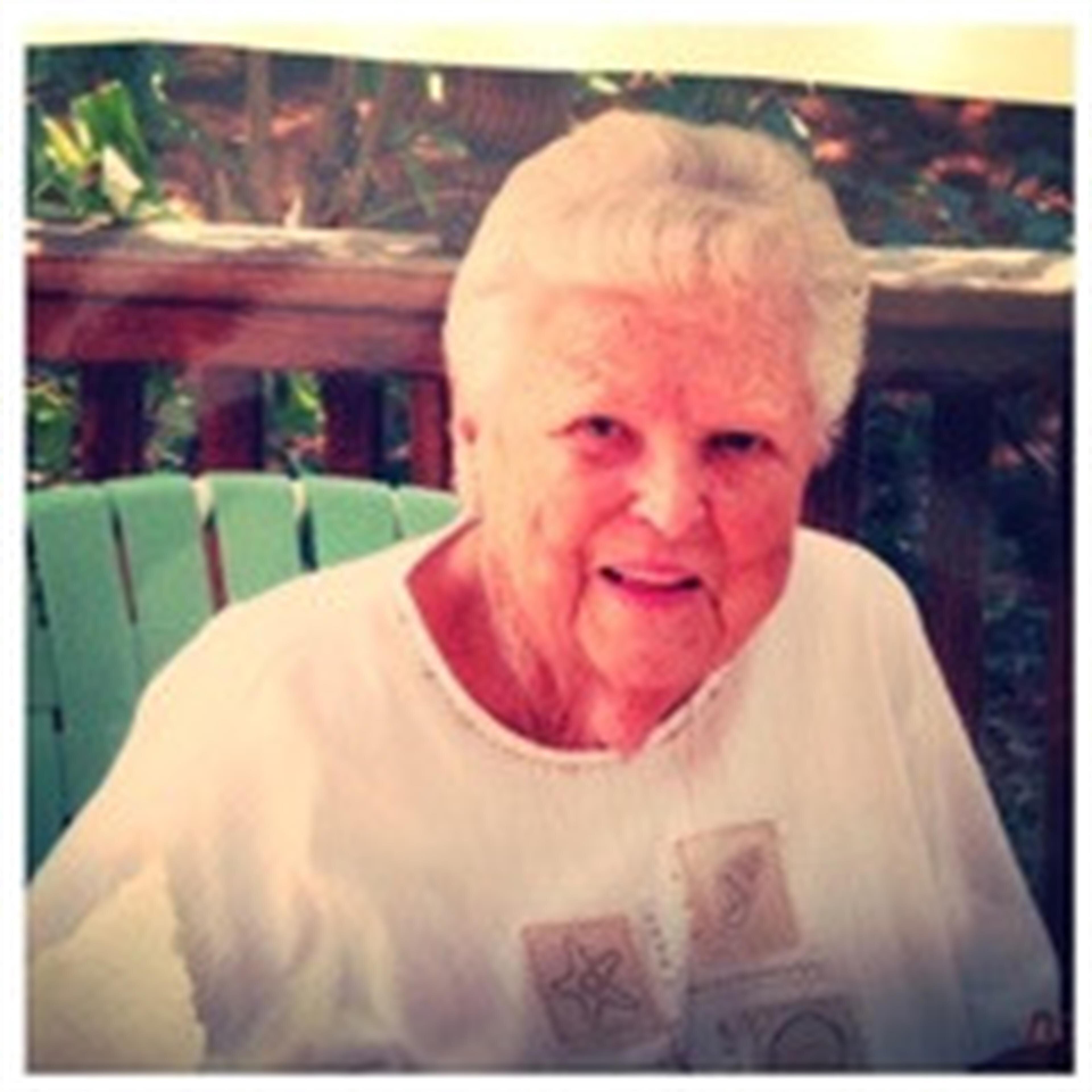 Betty L Cribelar Geesa