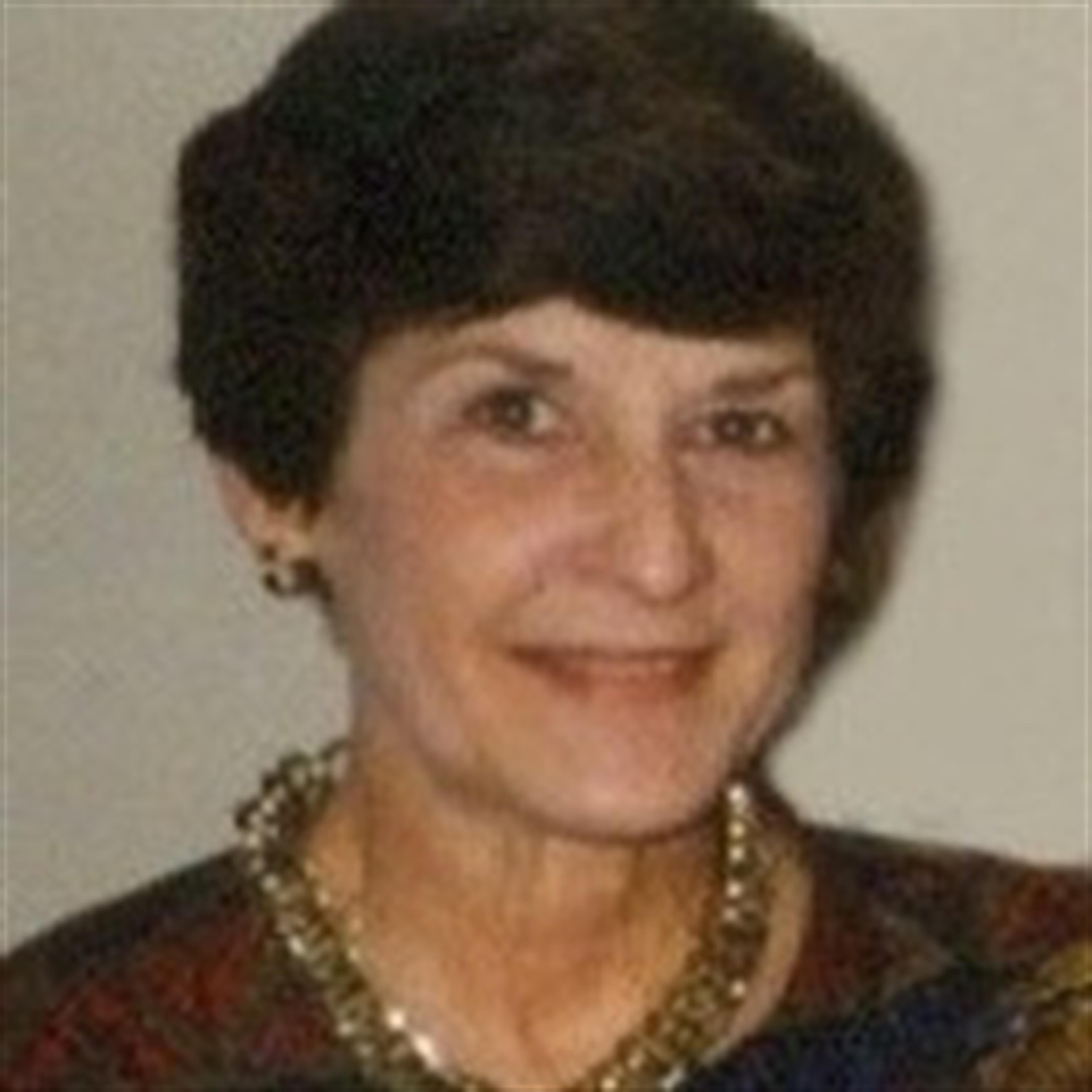 Therese J Carlson