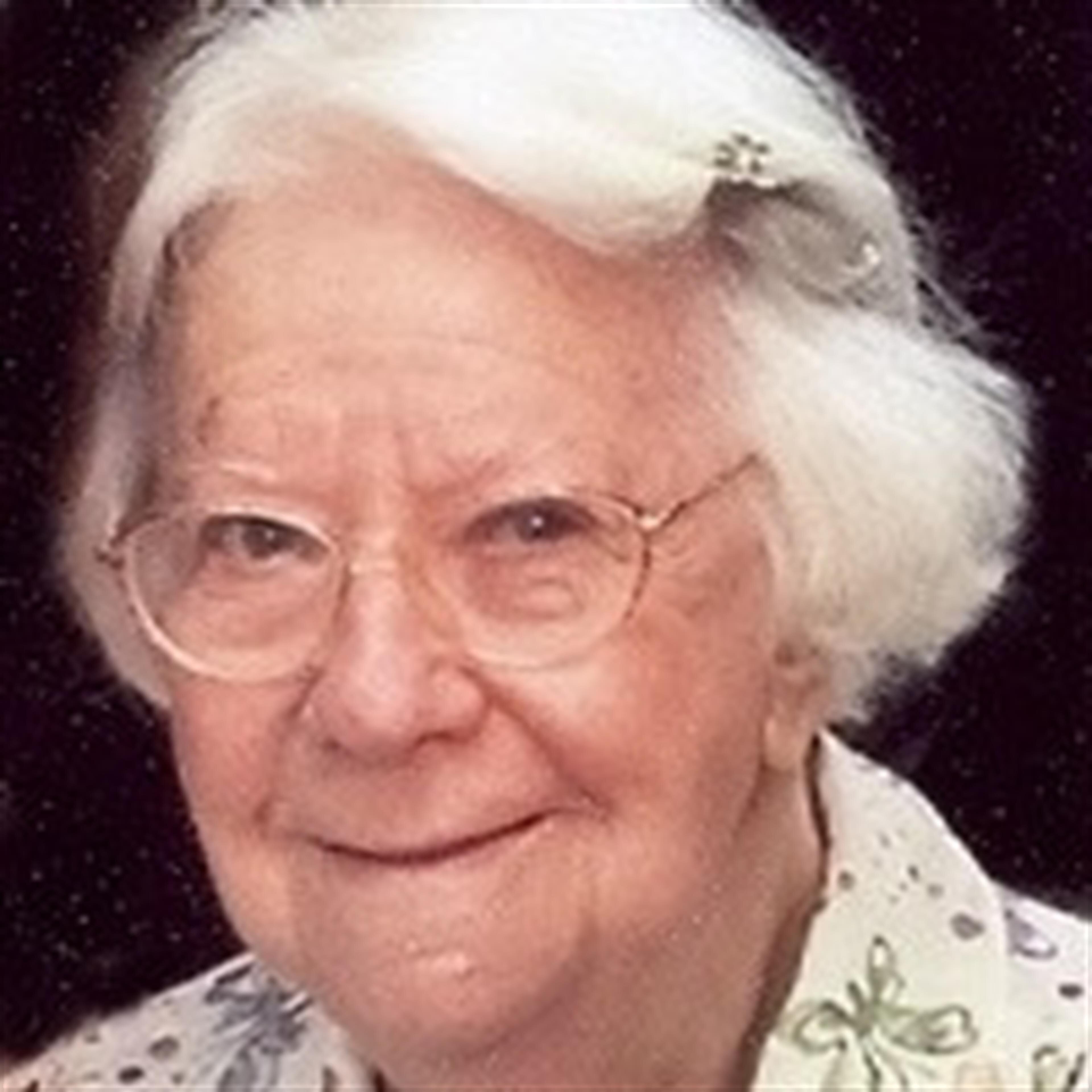 Margaret E Lee