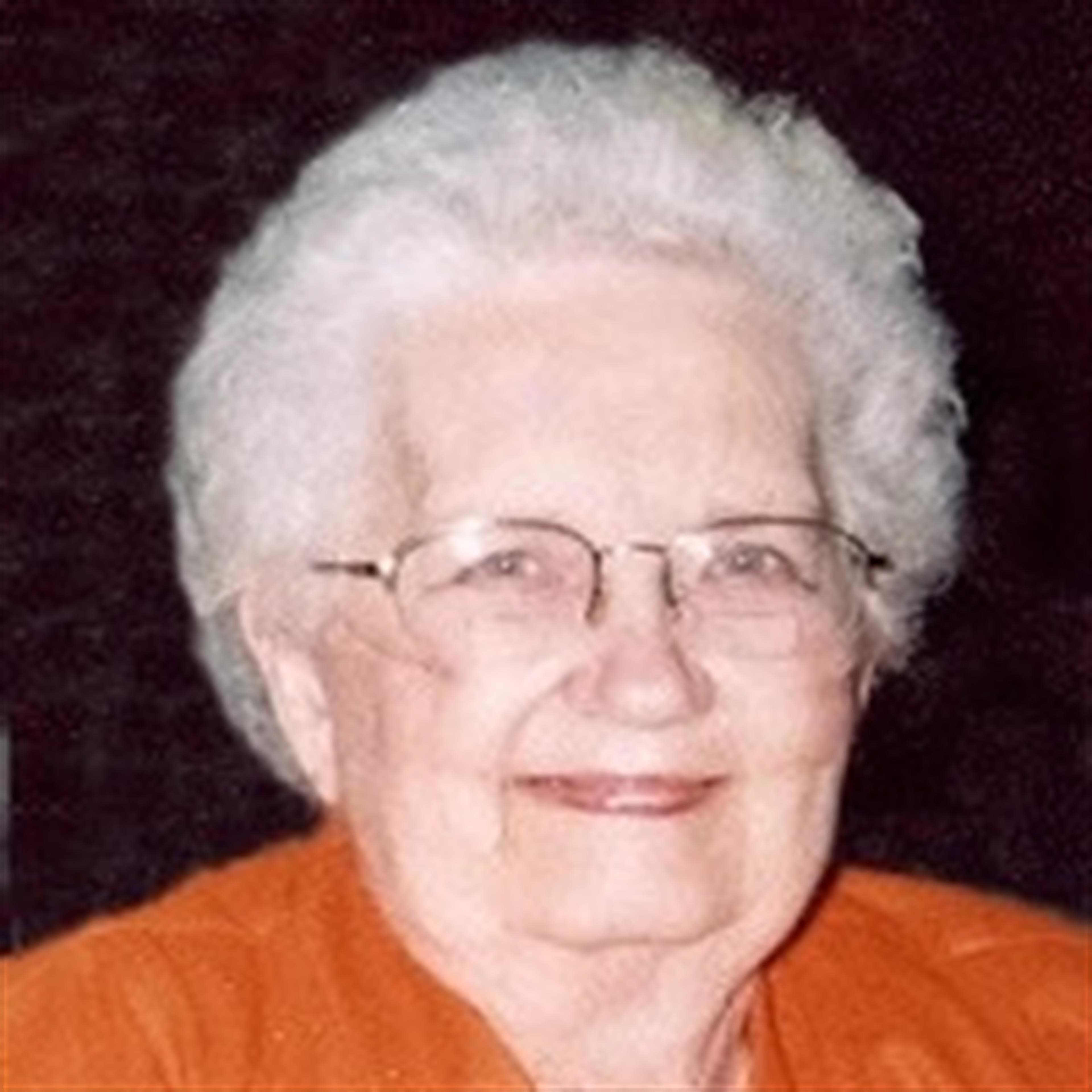 Sue Carolyn "Smith" Thronburgh