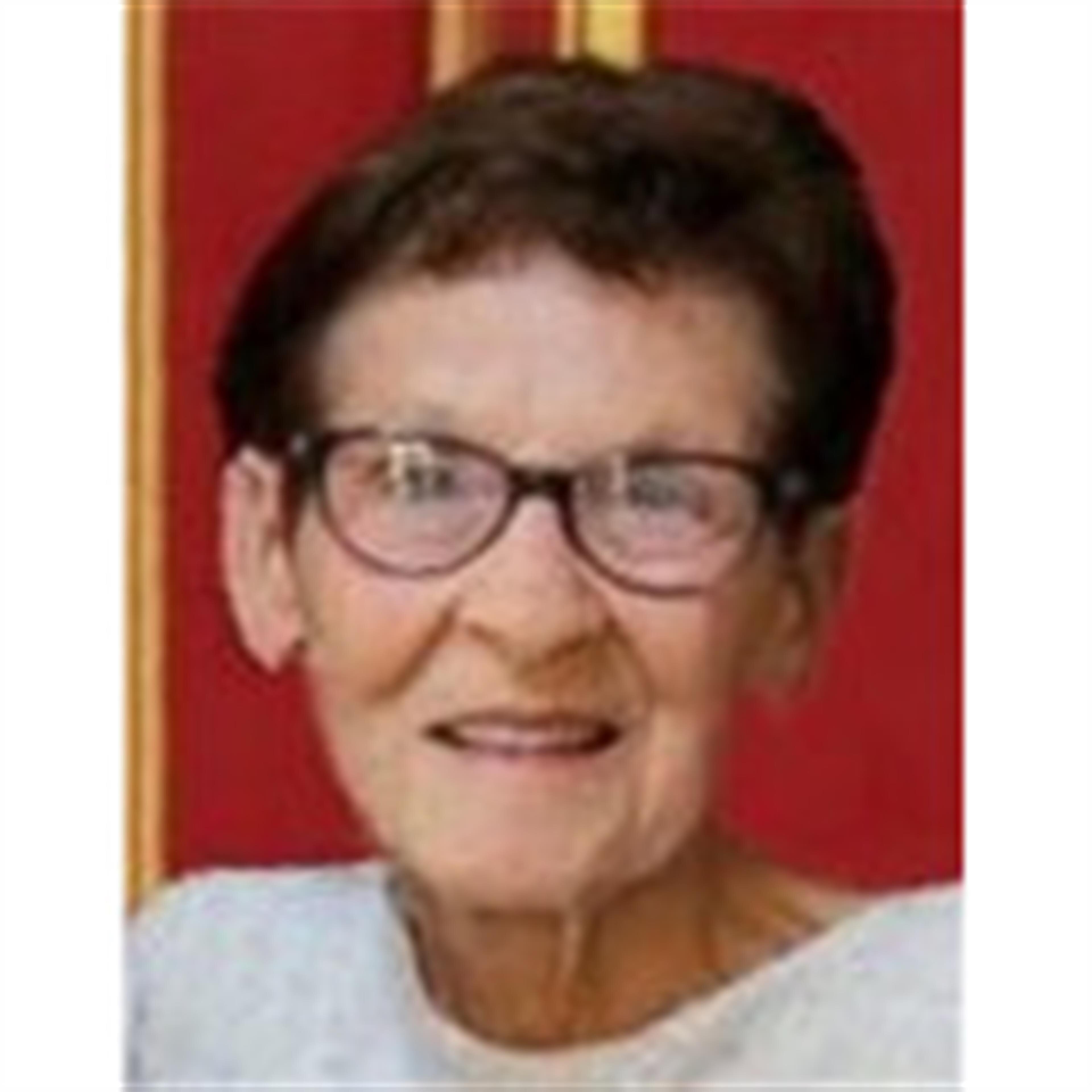 Dolores "Dee" Sutherland