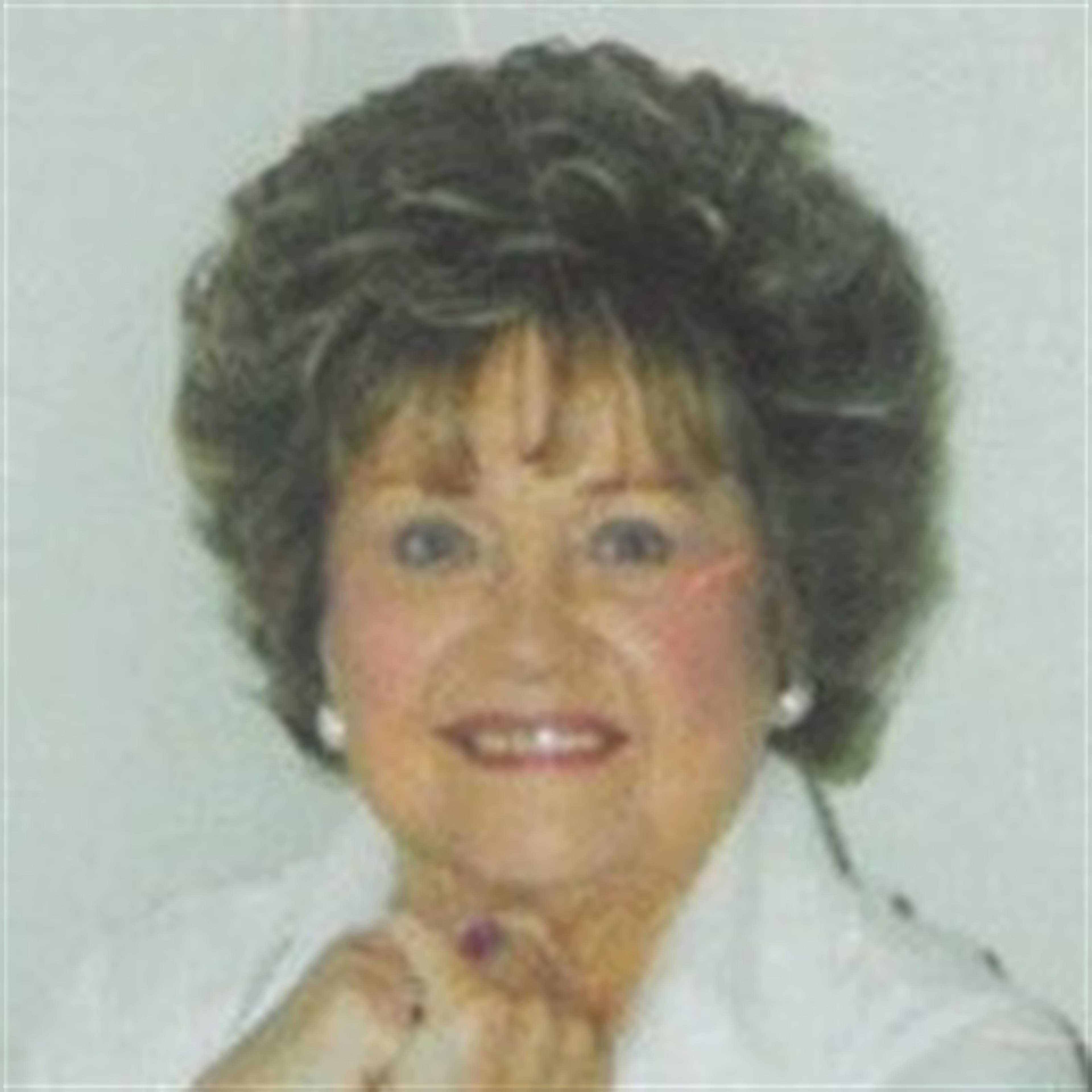 Stella Lesnicki
