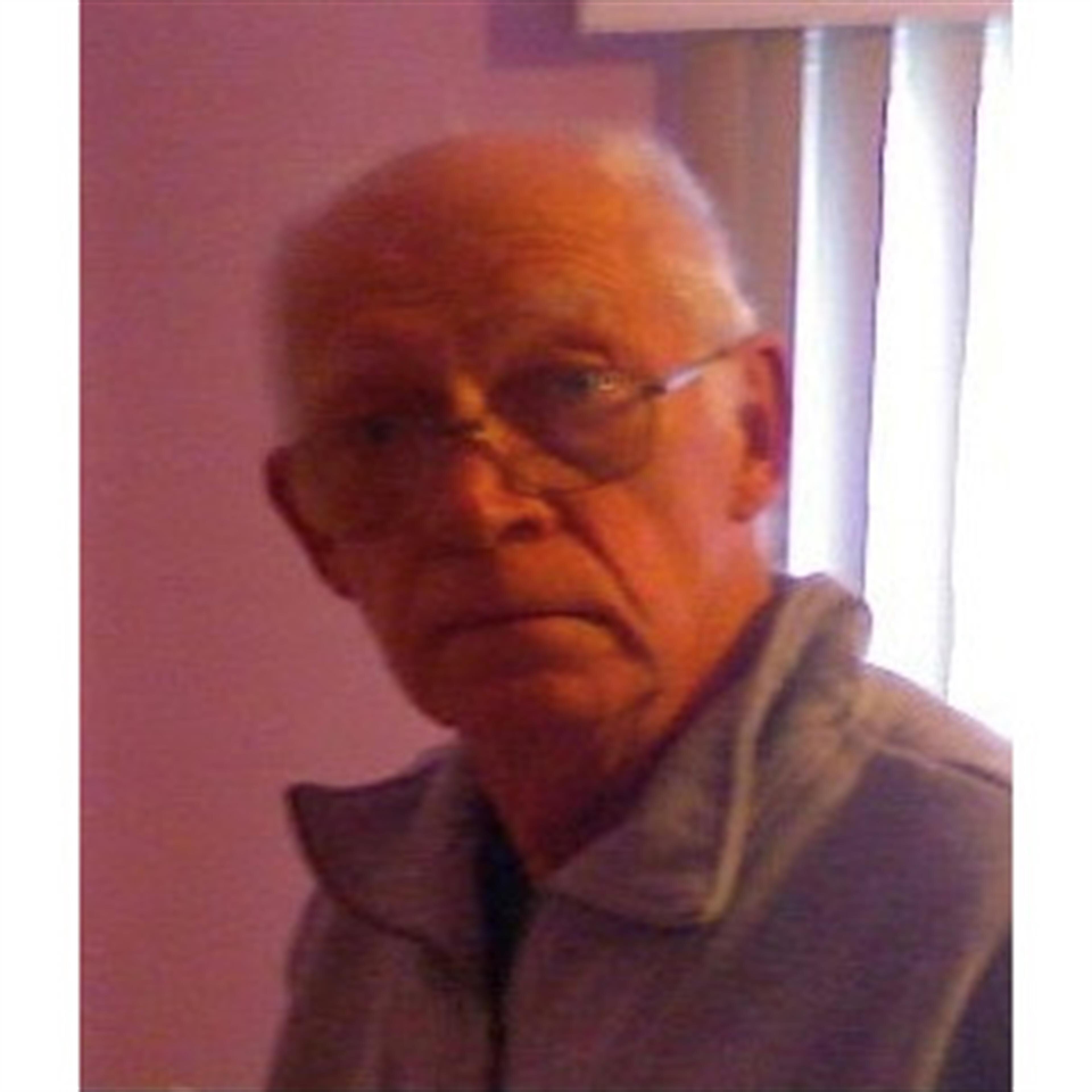 Robert L Novak