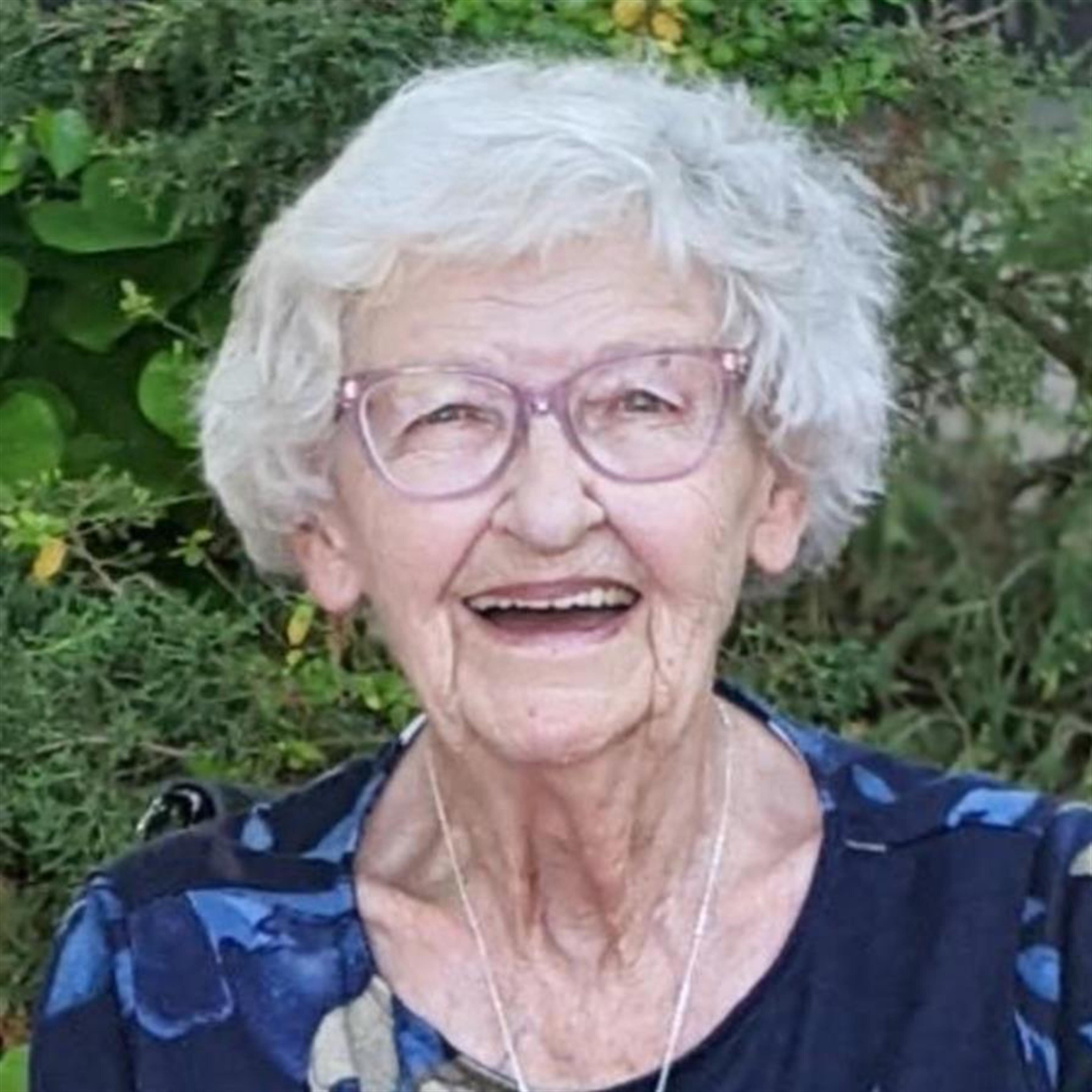 Fern Lavonne Burdick (Lebanon)