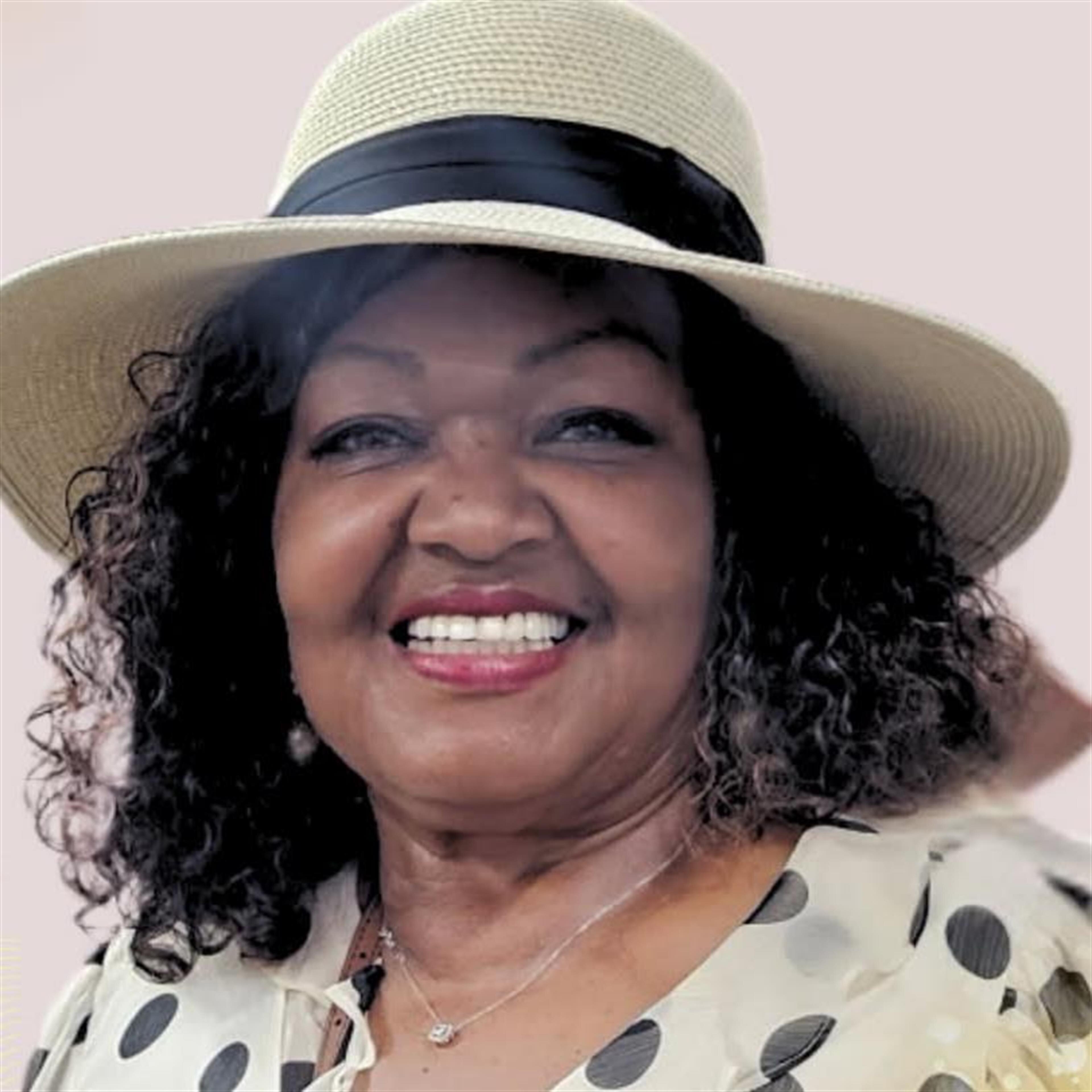 Gwendolyn Evette Thomas