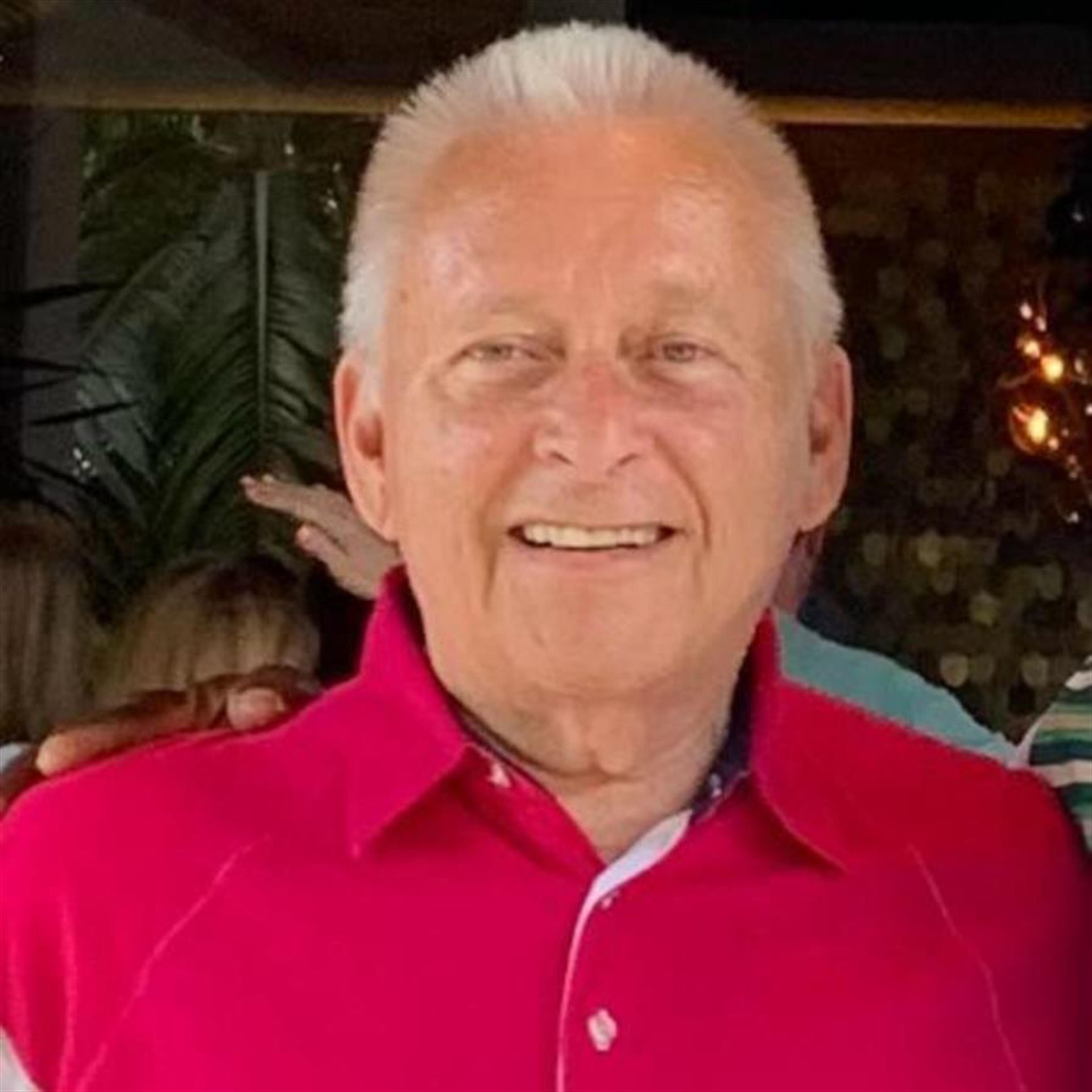 Thomas "Tom" John Hippchen