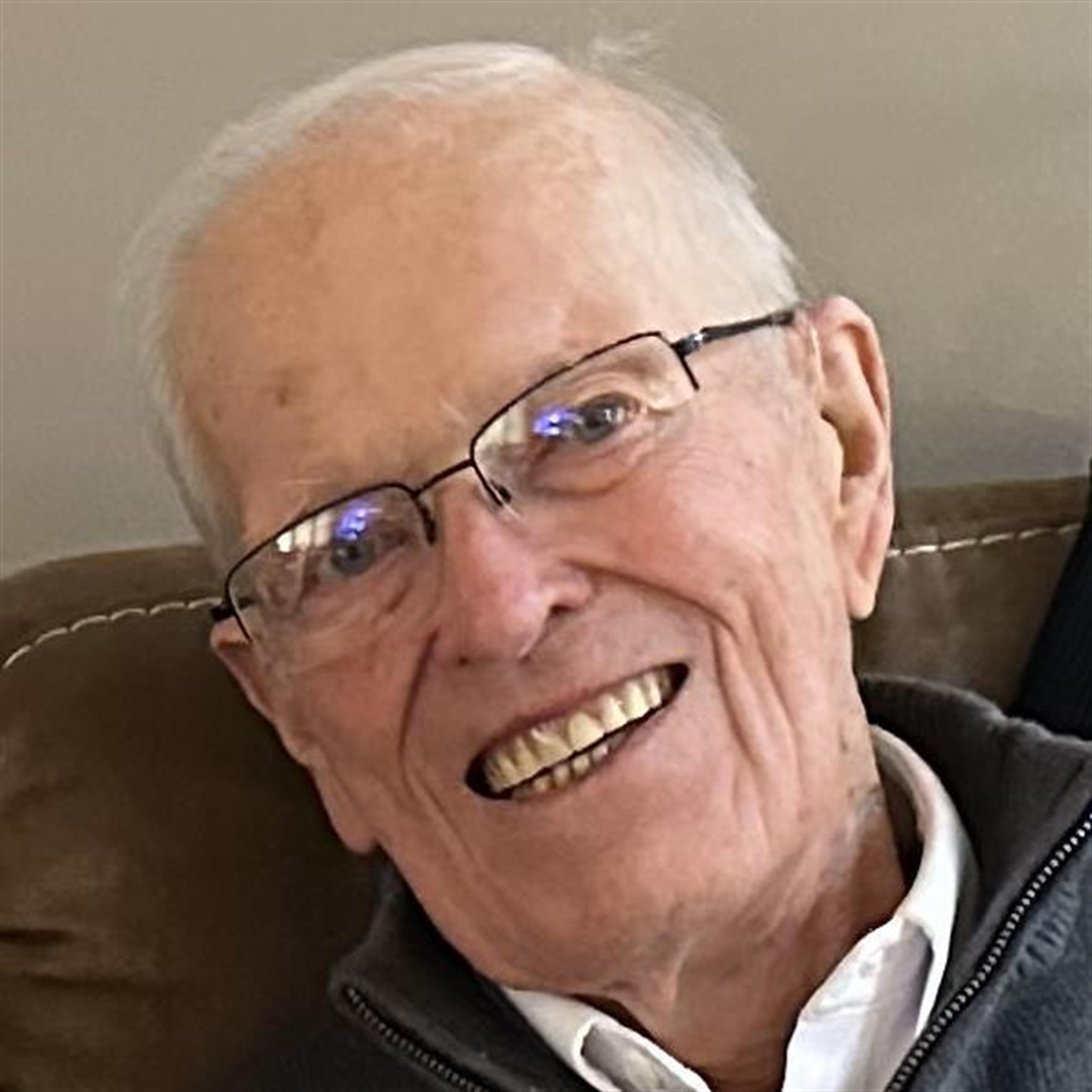 Robert L. "Bob" Scanlon