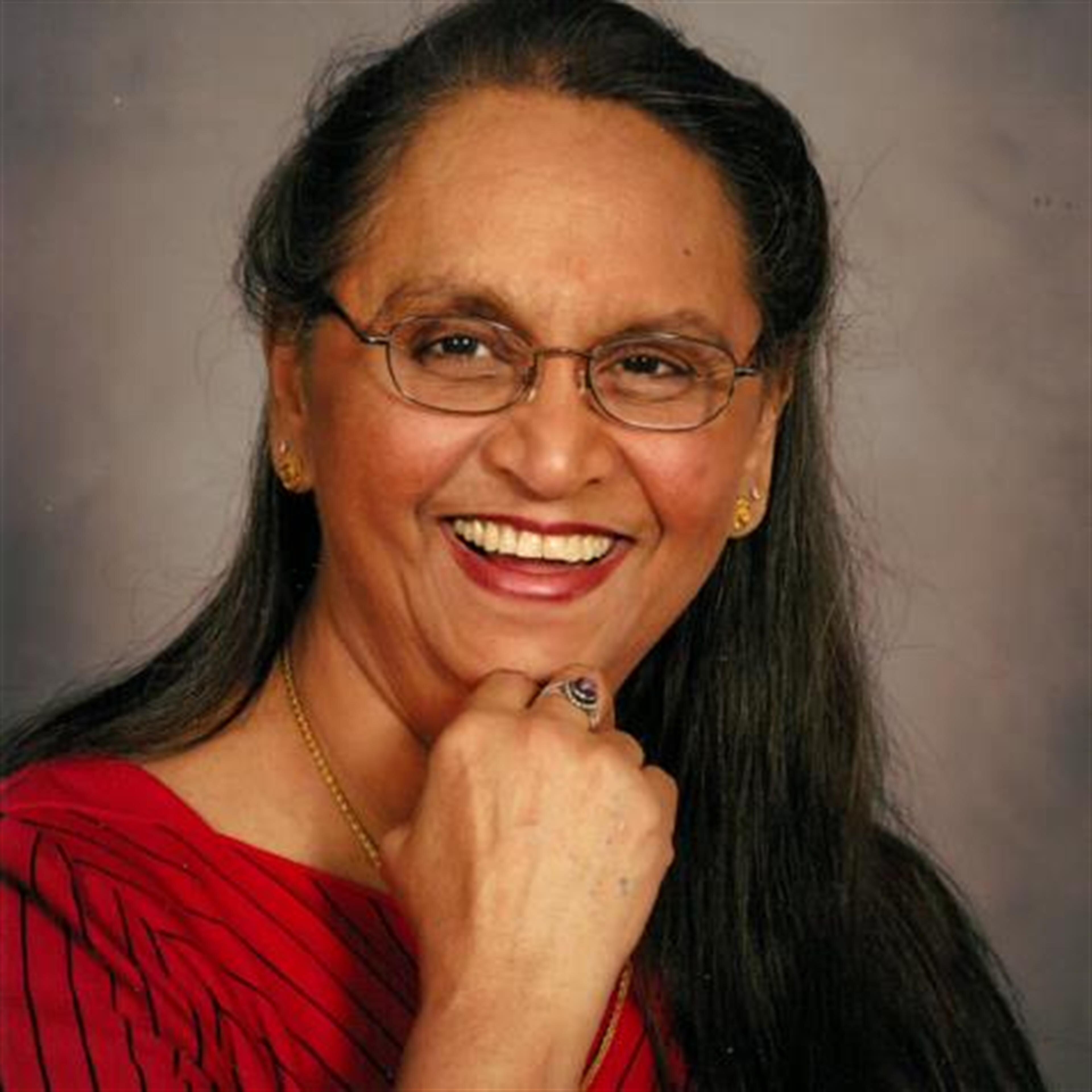 Anne M Apostol